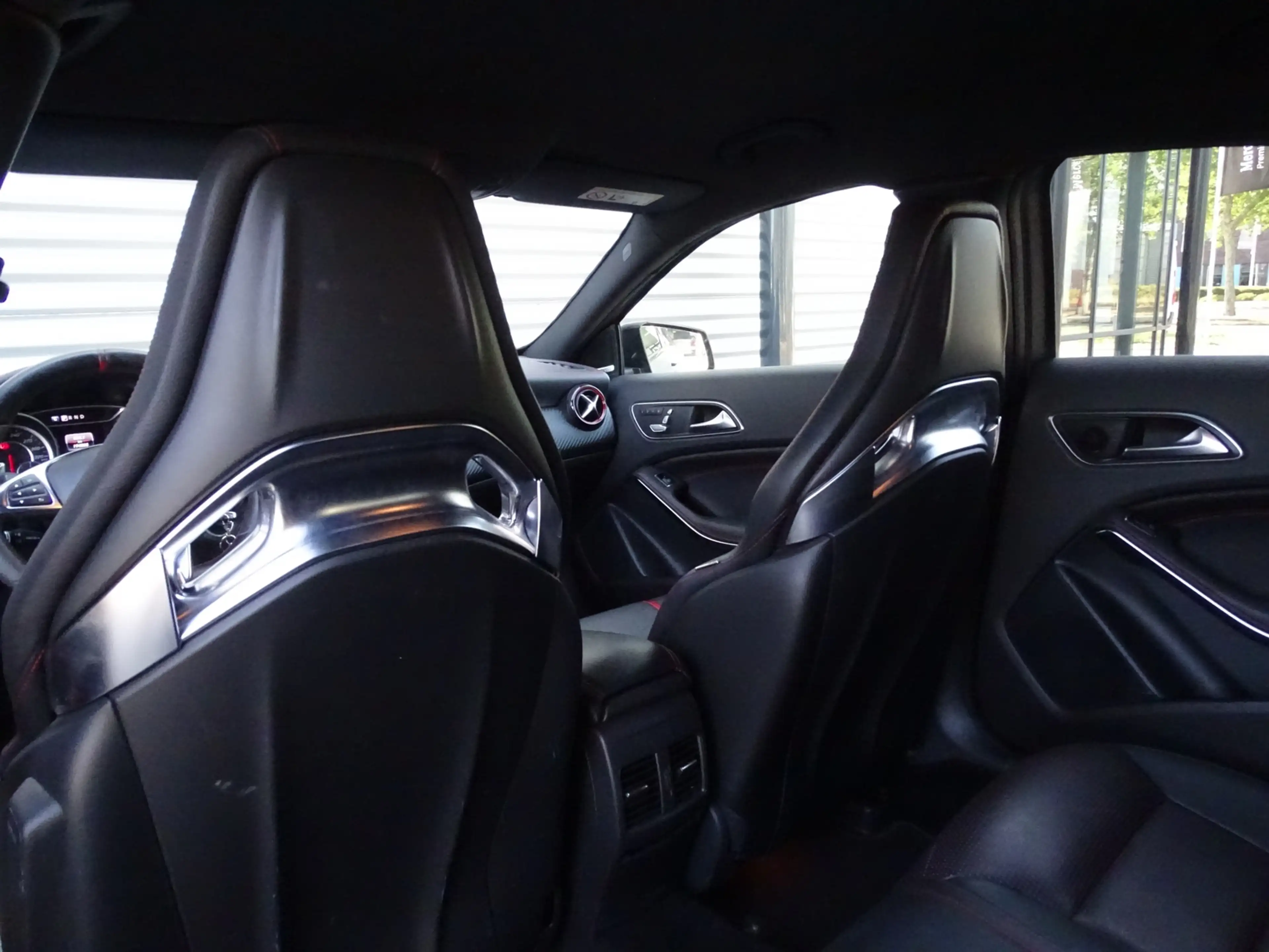 Mercedes-Benz A 45 AMG 4MATIC | Schaalstoelen | Designo Mountaingrijs Mag — photo 15