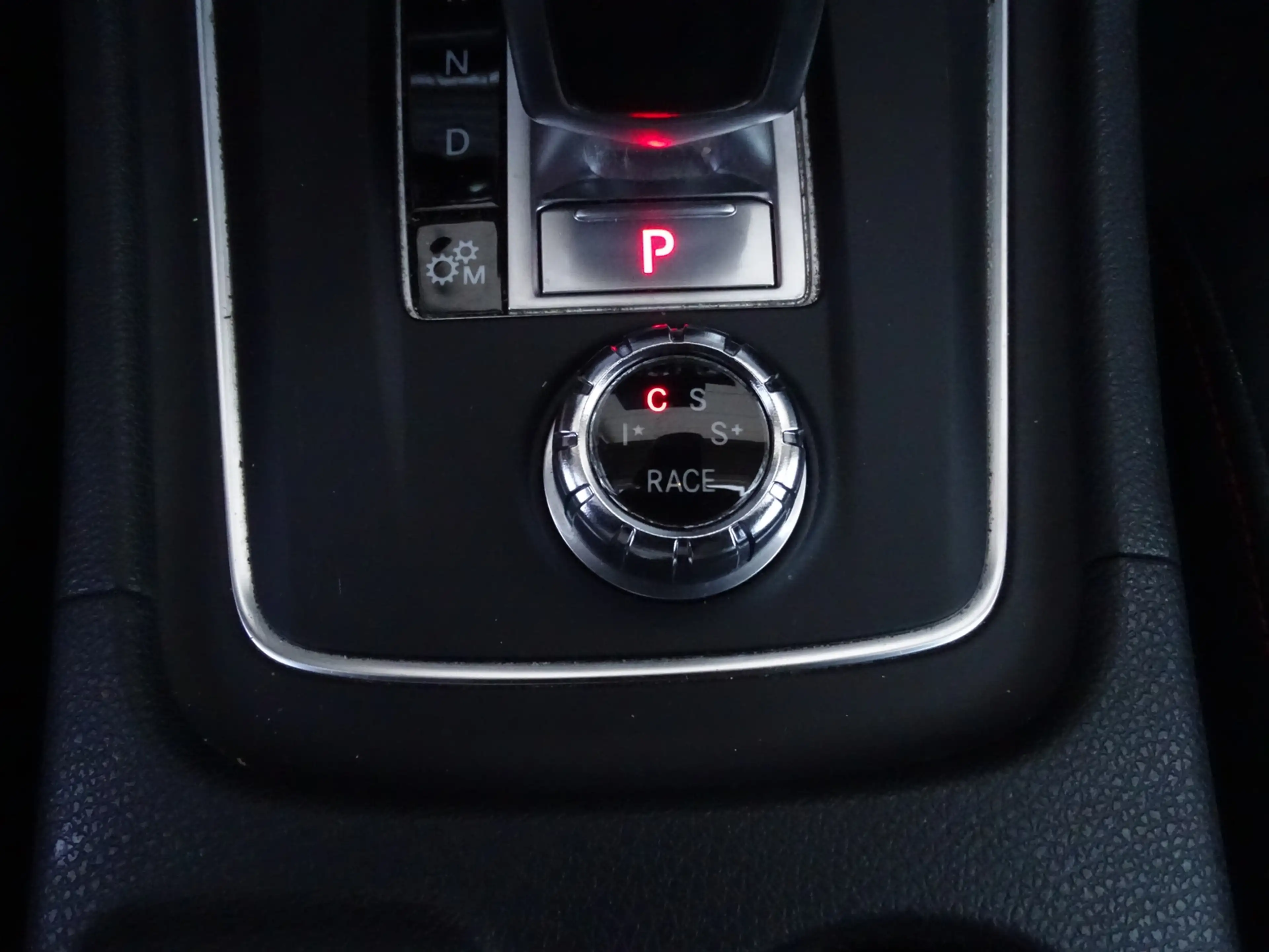 Mercedes-Benz A 45 AMG 4MATIC | Schaalstoelen | Designo Mountaingrijs Mag — photo 25