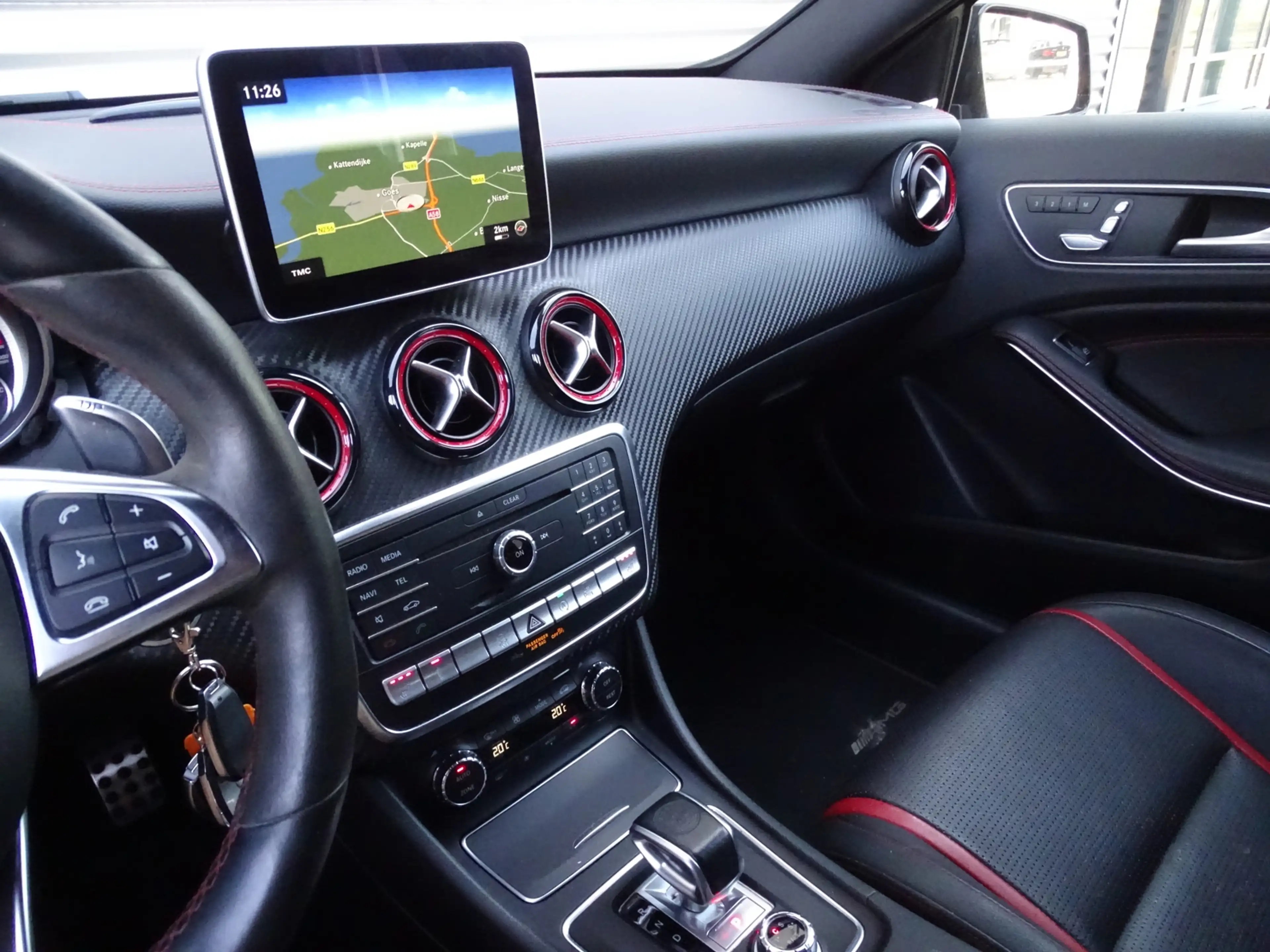 Mercedes-Benz A 45 AMG 4MATIC | Schaalstoelen | Designo Mountaingrijs Mag — photo 10