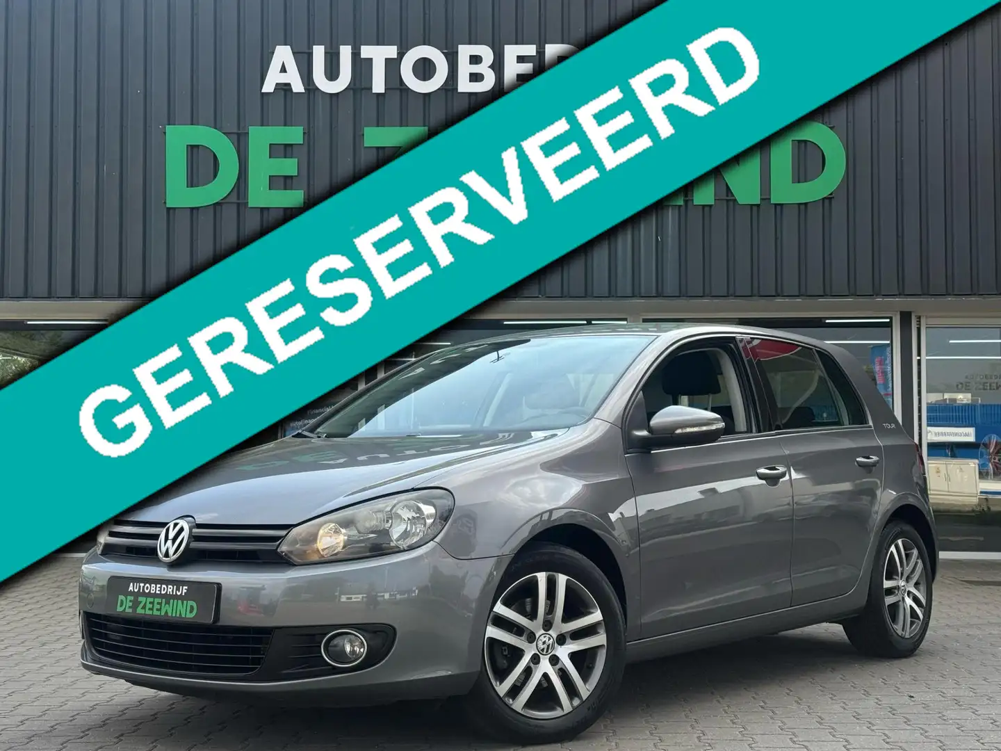 Volkswagen Golf 1.2 TSI Tour|Bluetooth|Cruis controle Grijs - 1