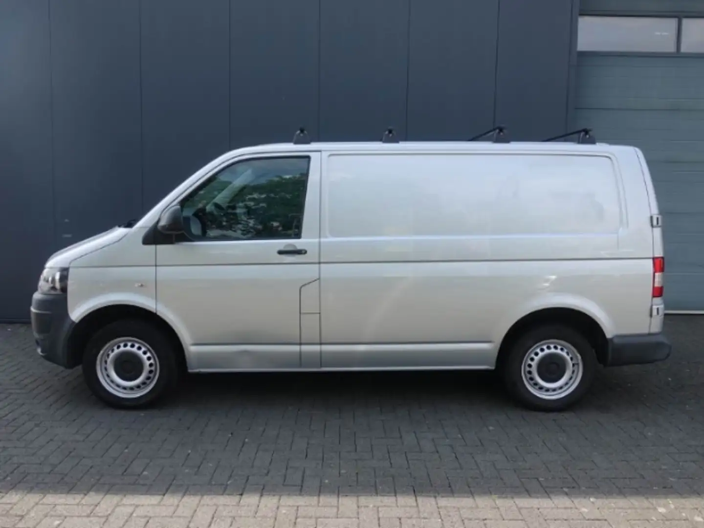 Volkswagen Transporter 2.0 TDI KURZER RADSTAND+KASTEN+KLIMA+P Silber - 2