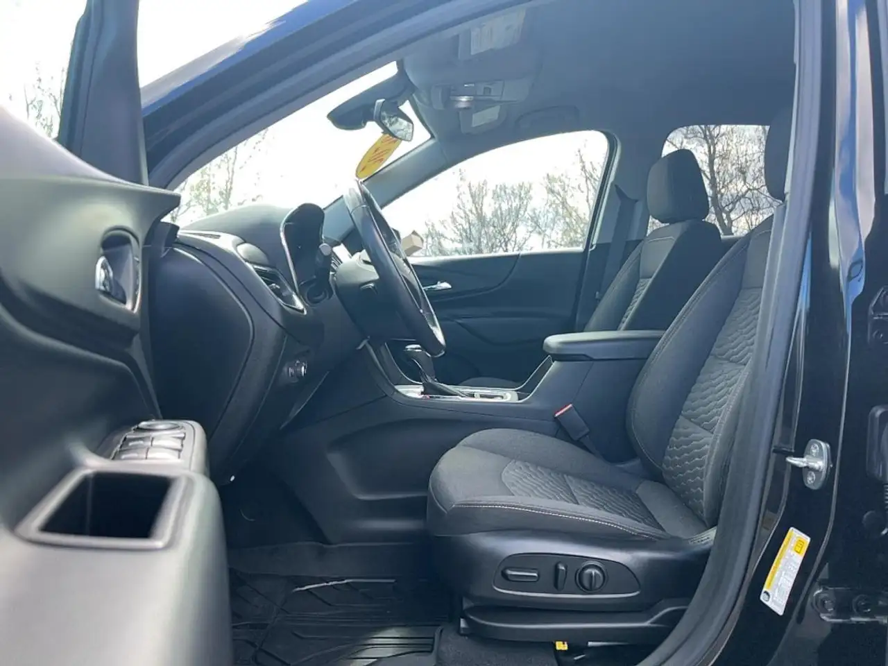 Chevrolet Equinox снимка Chevrolet Equinox