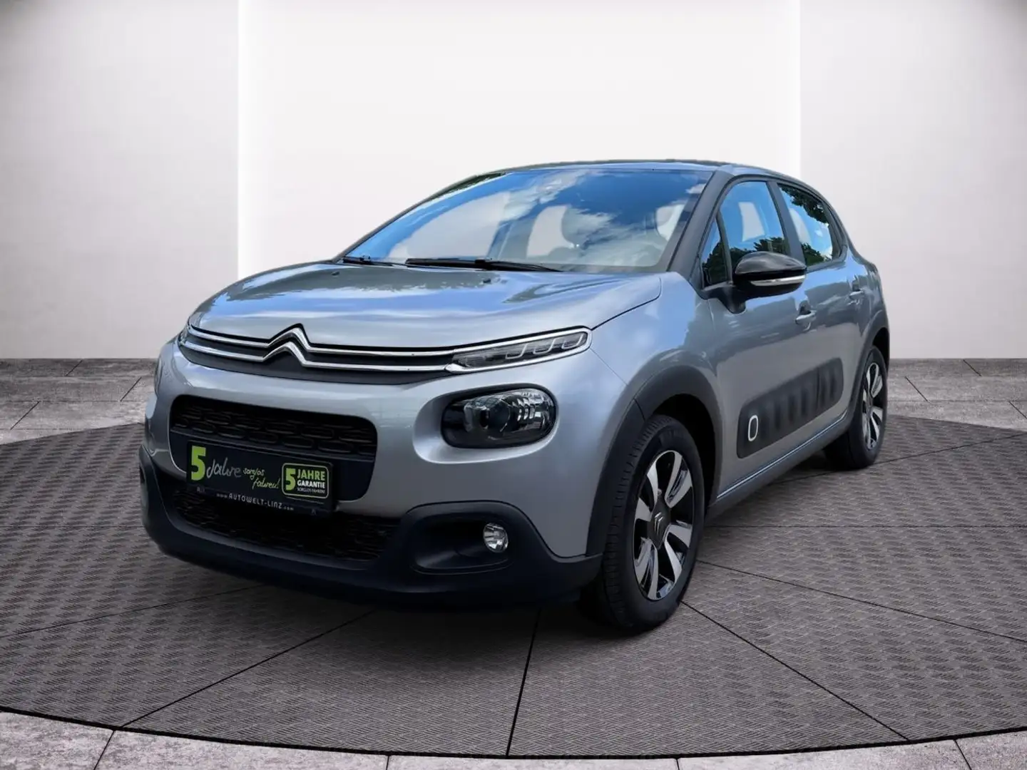 Citroen C3 1.2 PureTech 82 Feel PDC+Facelift+SpurH Grau - 2