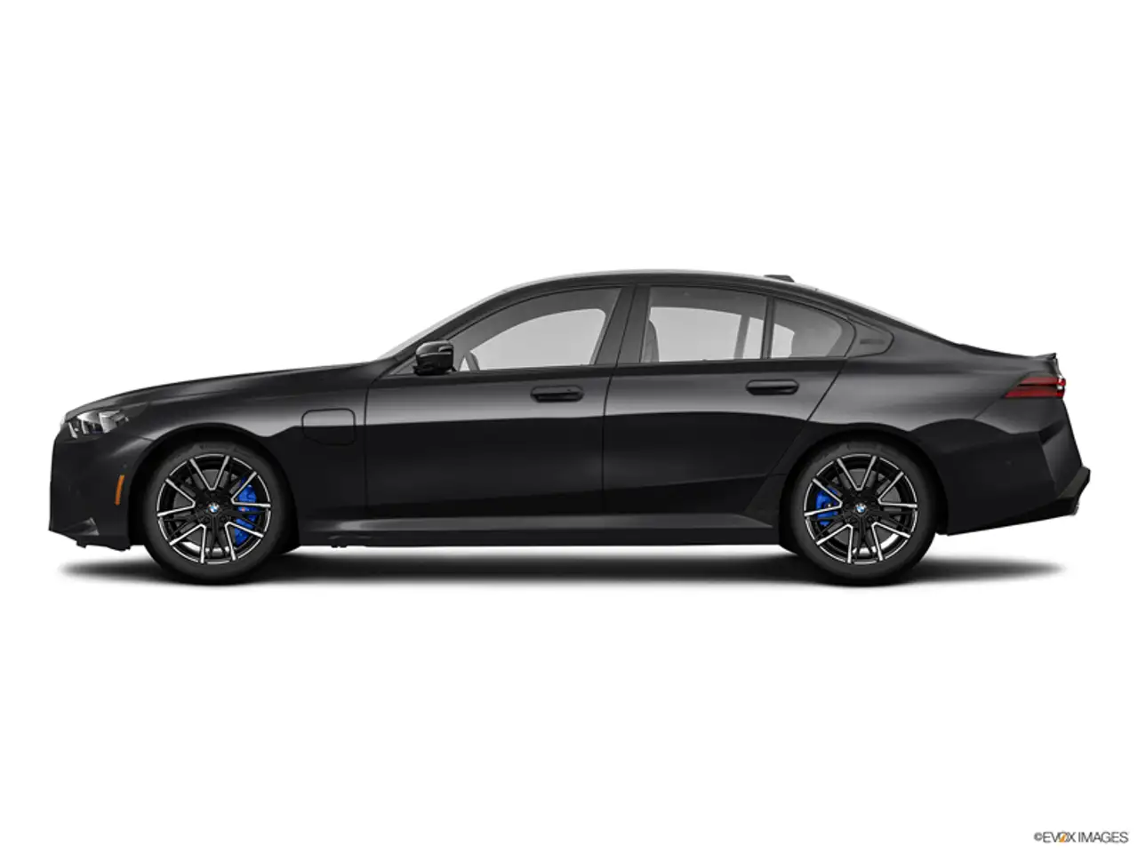 2027 BMW M5