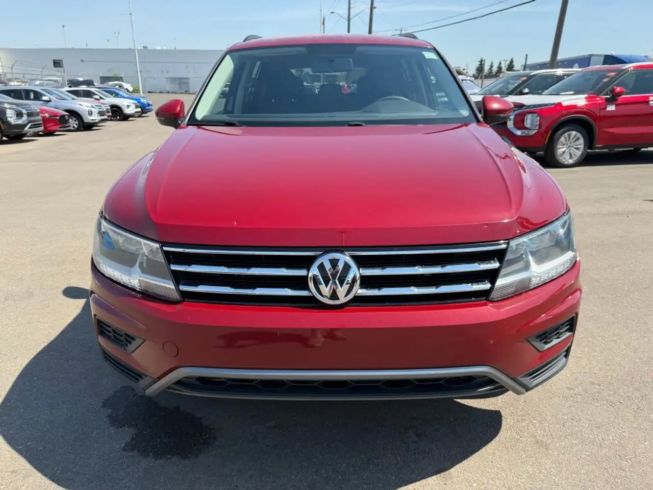 Volkswagen Tiguan снимка Volkswagen Tiguan