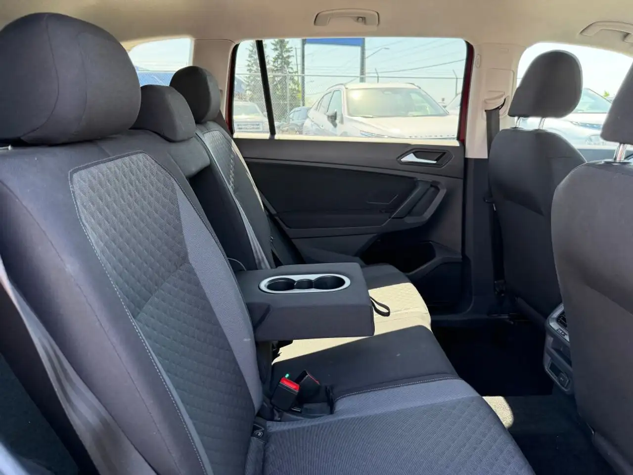 Volkswagen Tiguan снимка Volkswagen Tiguan