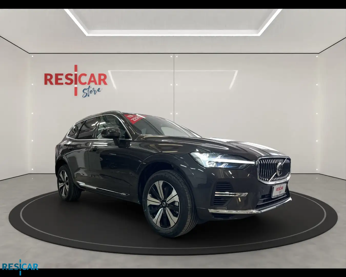 Volvo XC60 2.0 B5 Ultra Bright Argento - 1