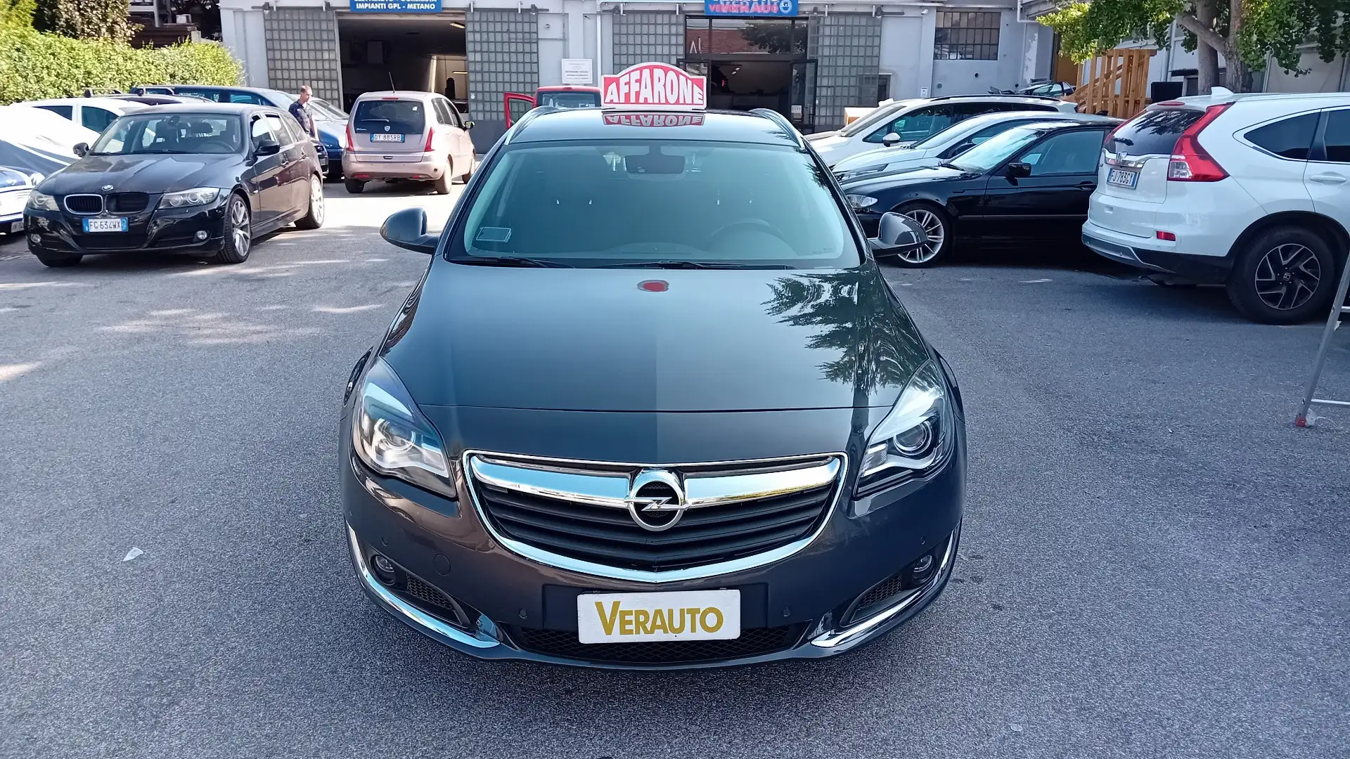 Opel Insignia Sports Tourer 2.0 cdti Cosmo Business 104gr 140cv - 2
