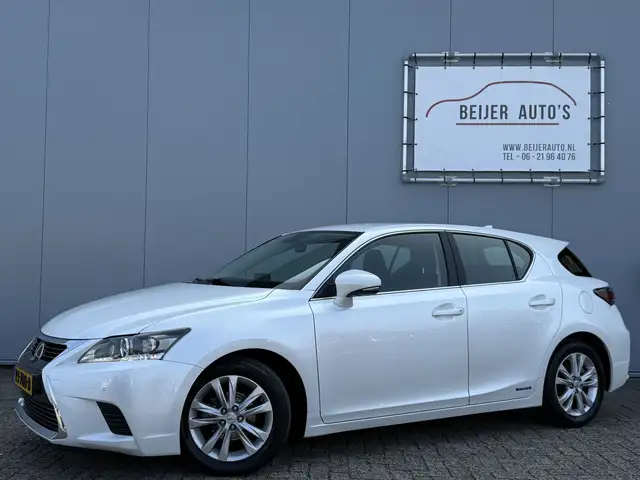 Lexus CT 200h Automaat Navigatie/Trekhaak/16inch.