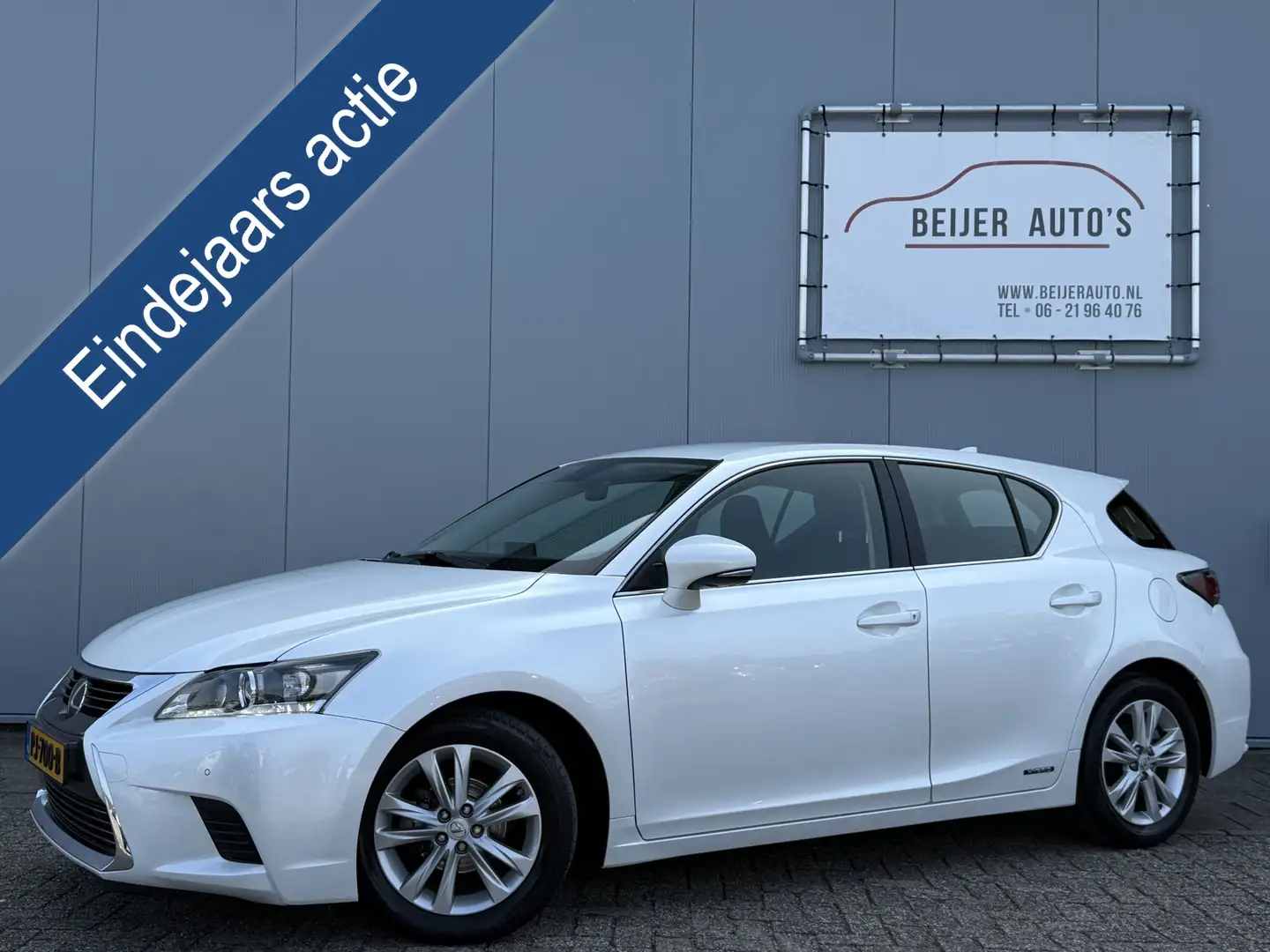 Lexus CT 200h Automaat van € 16.695,- voor € 16.195,-. Wit - 1