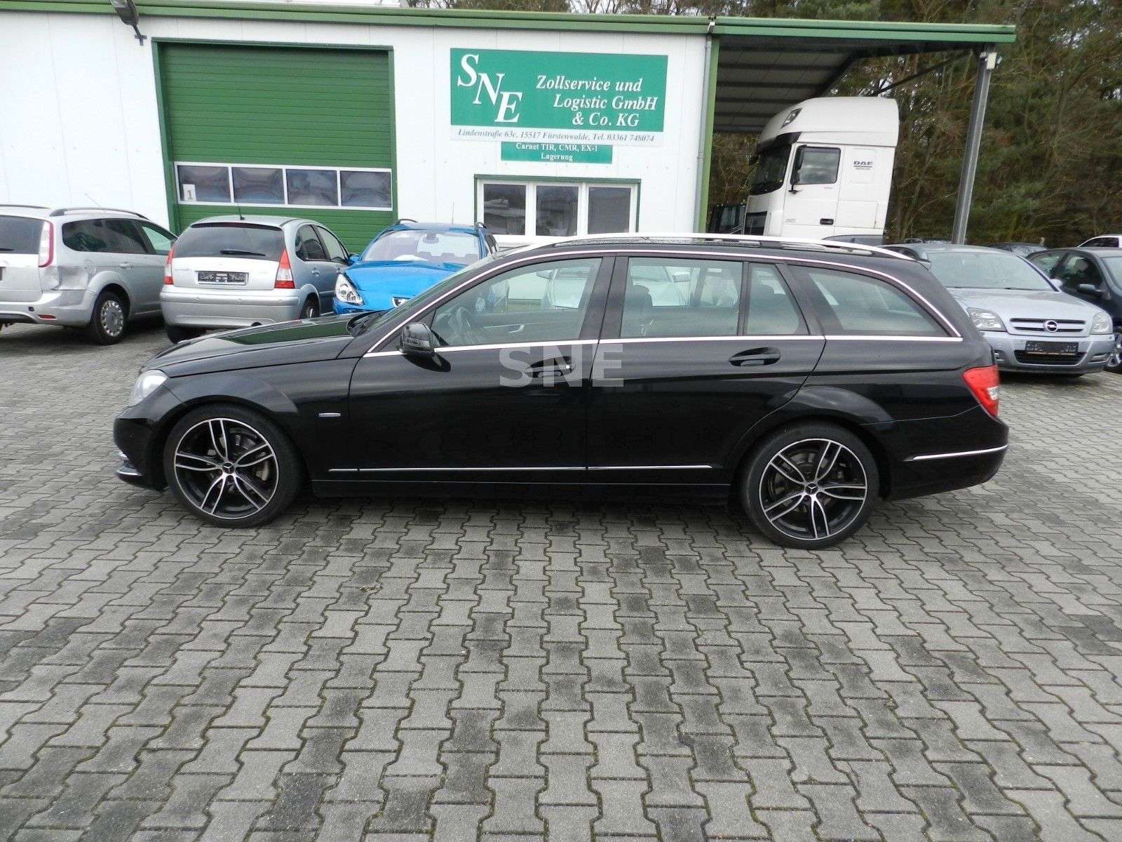 Second hand Mercedes Benz C-Class 