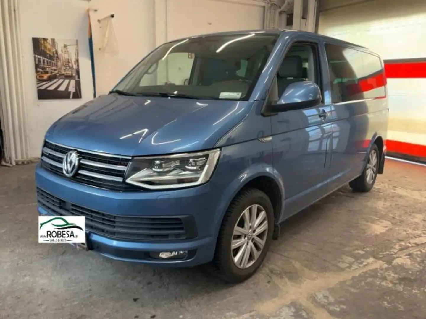 Volkswagen Multivan 2.0TDI 204CV 4M. Comfortl. Blau - 1