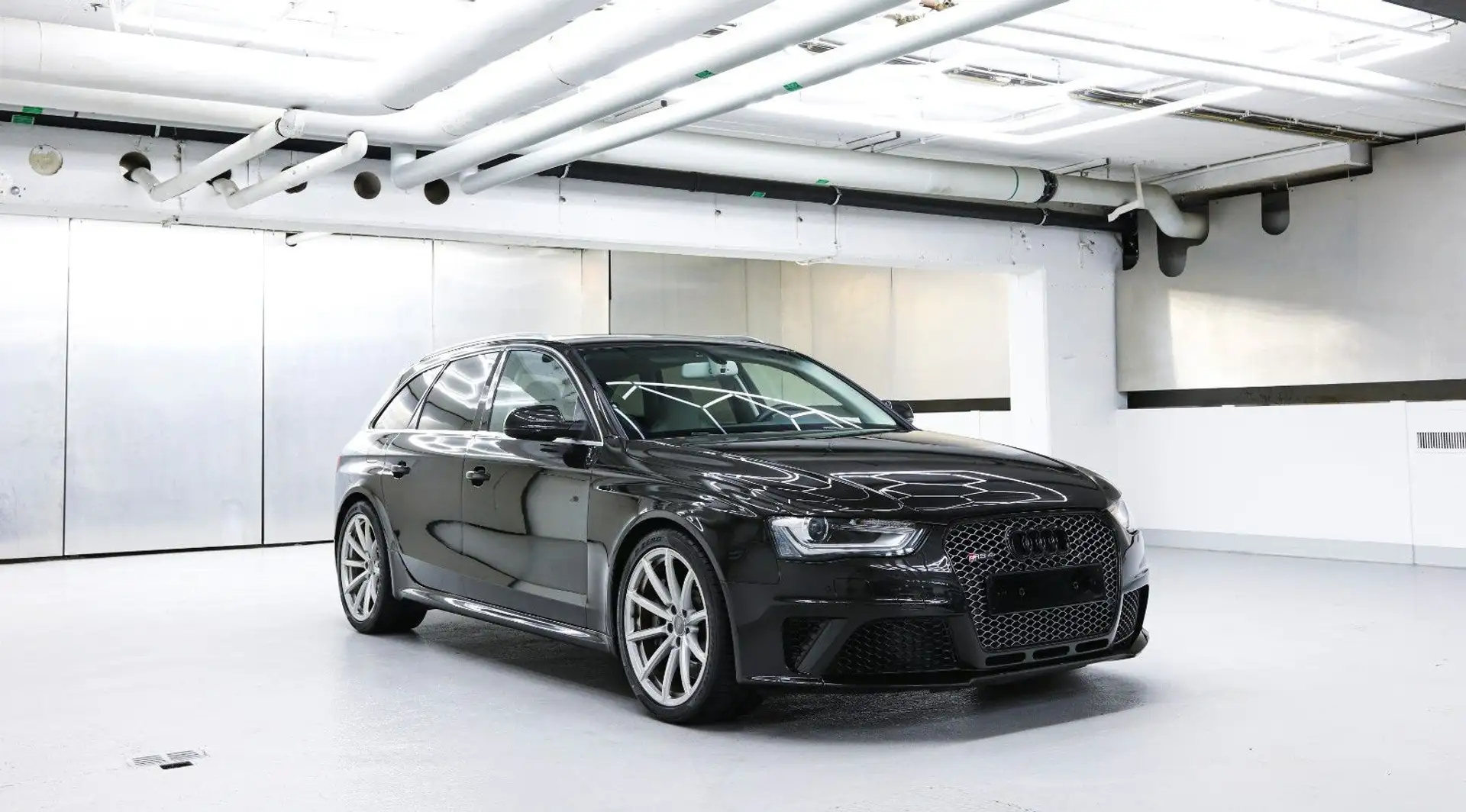 Audi RS4 RS 4 Avant 4.2 FSI 2.Hand Carbon B&O Schwarz - 1