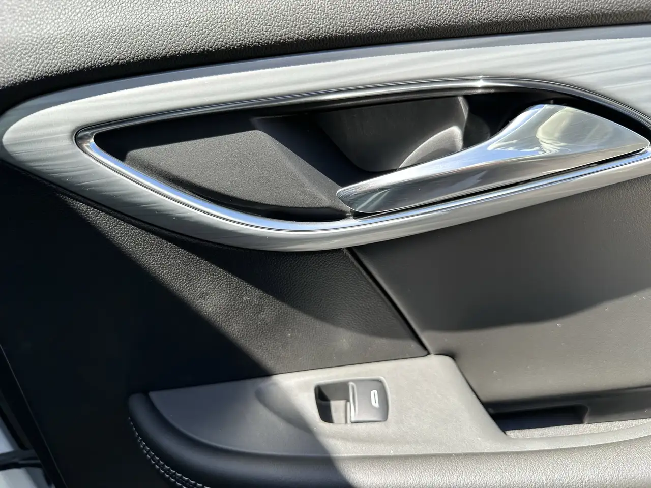 Buick Envision снимка Buick Envision