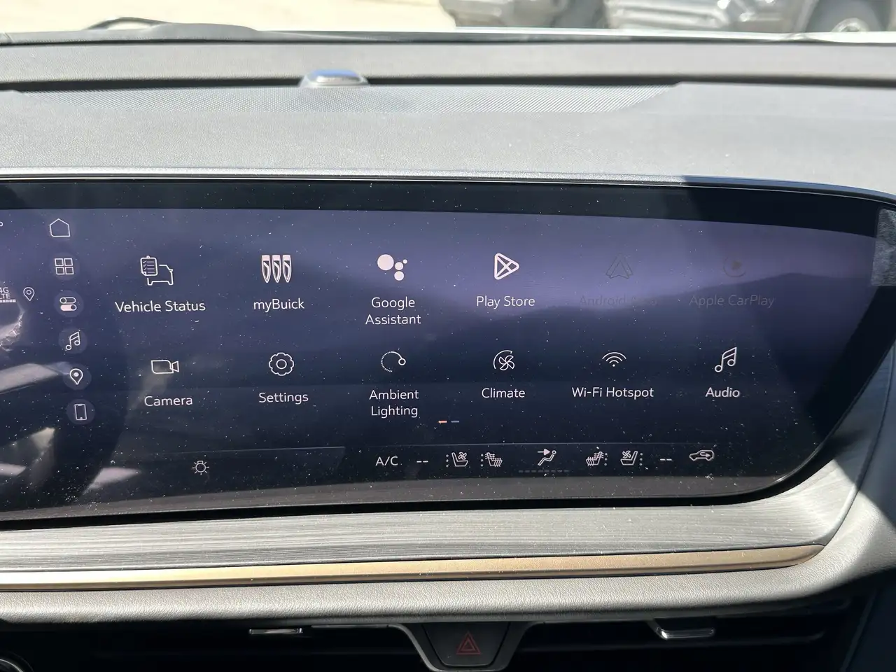 Buick Envision снимка Buick Envision