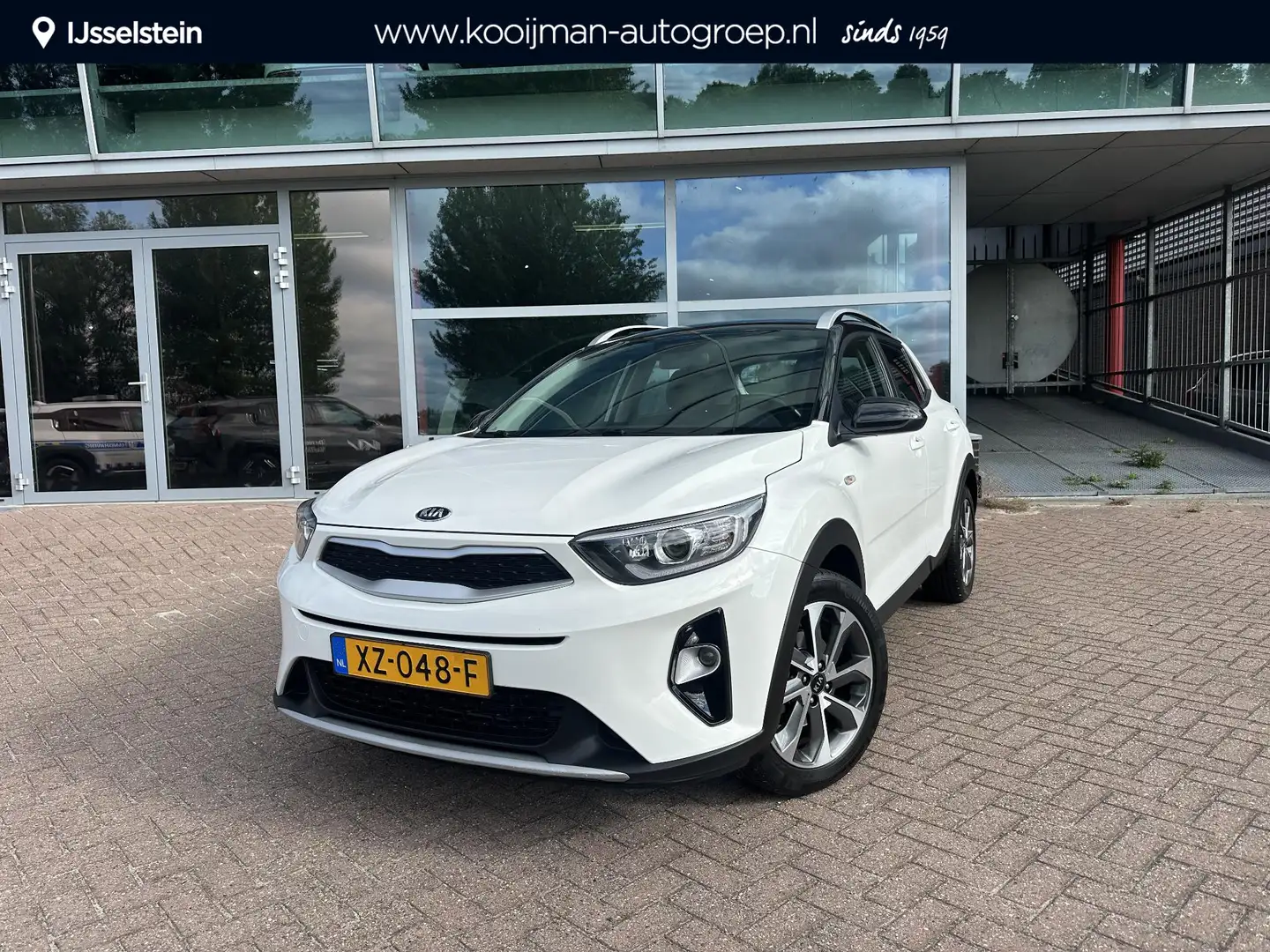 Kia Stonic 1.0 T-GDi DynamicLine 1e eigenaar, dealeronderhoud Wit - 1