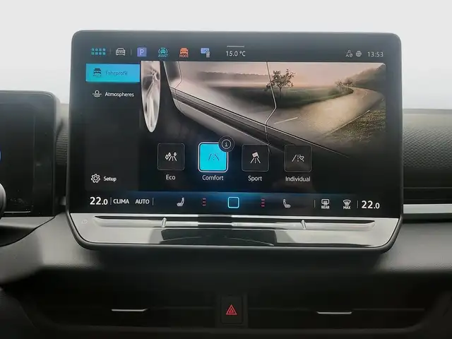Volkswagen T-Roc view 14