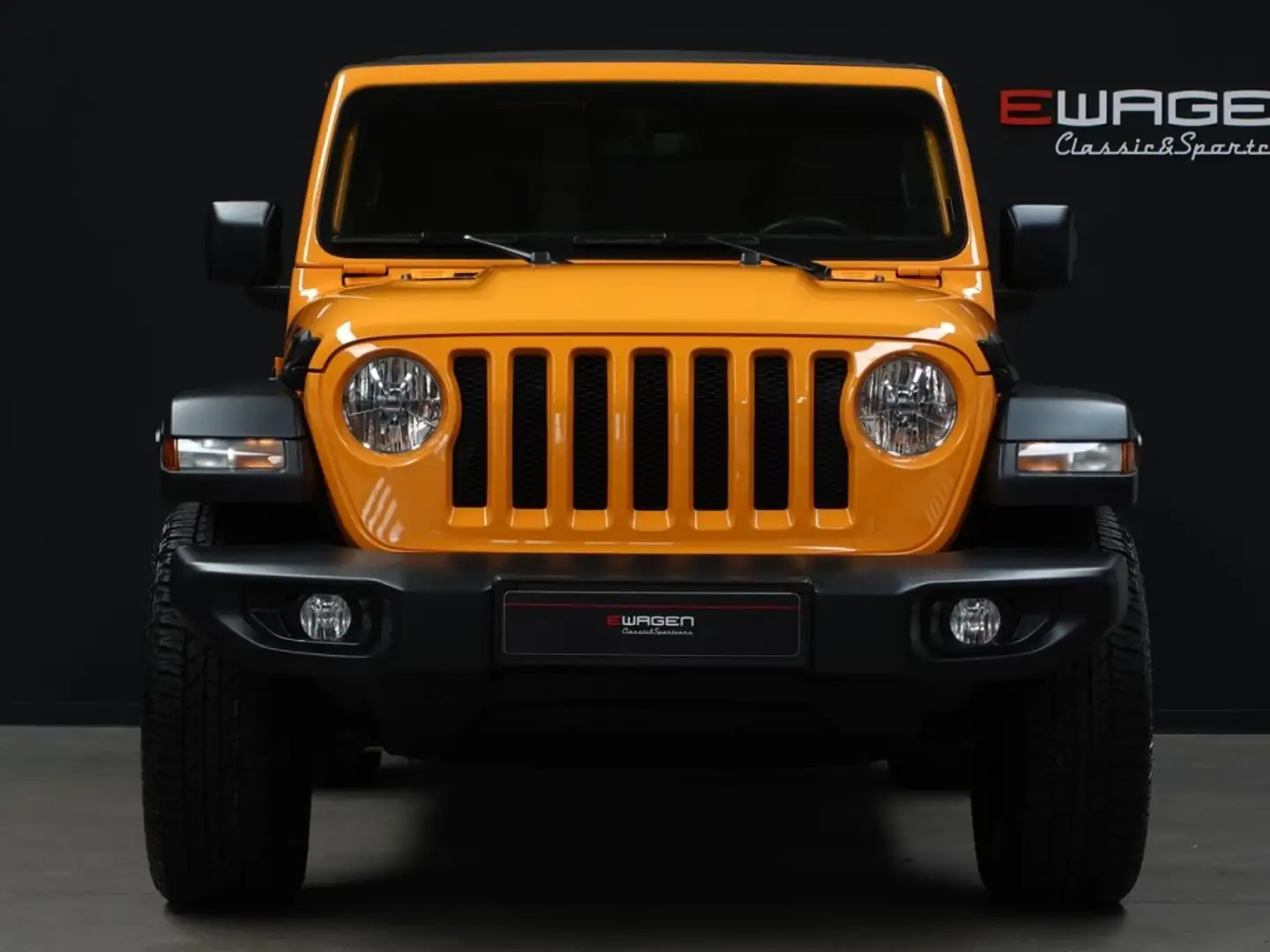 Jeep Wrangler 2.0T GME Sport 8ATX 197KW Naranja - 2