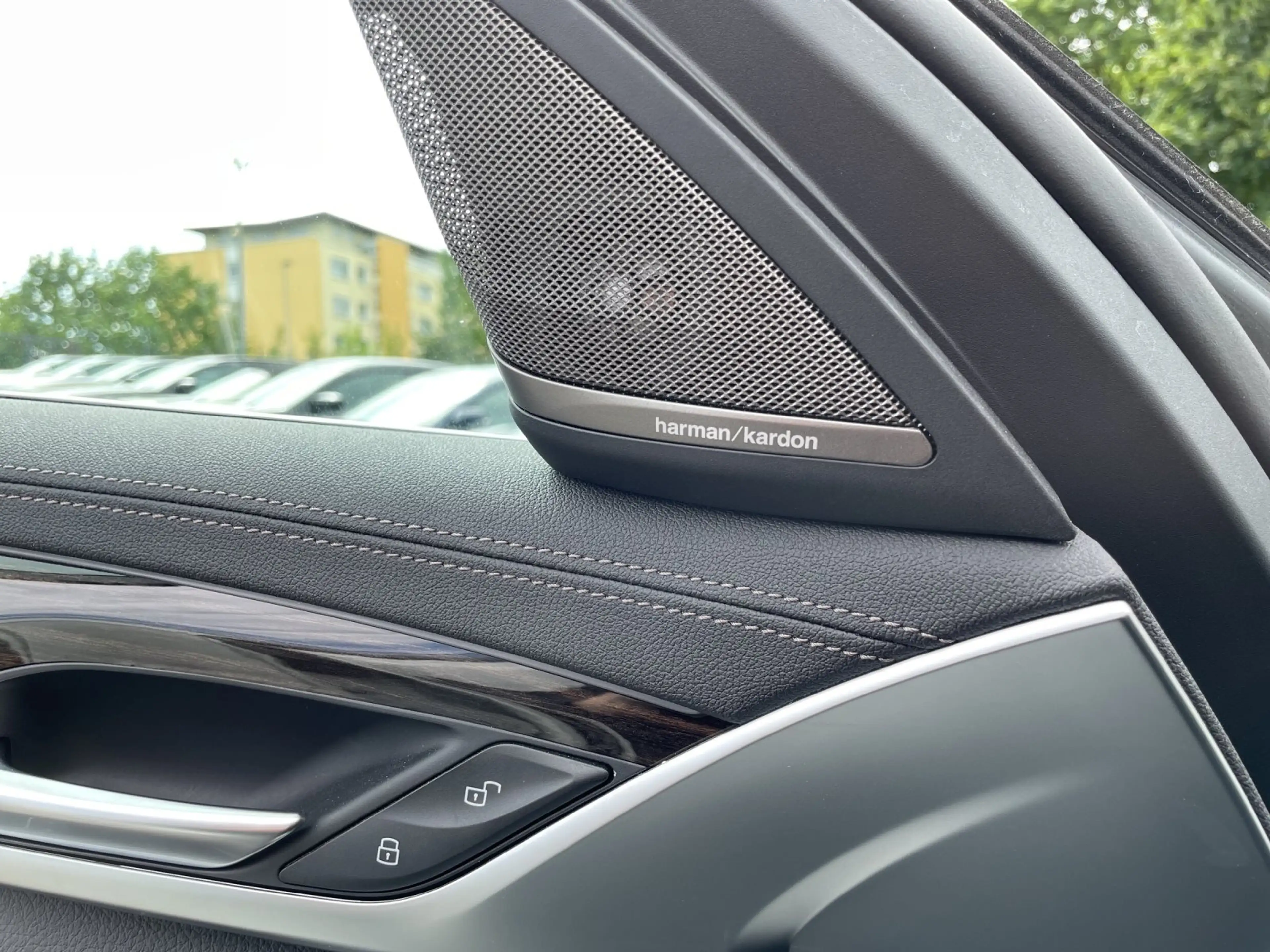 BMW 530 d Limousine Luxury Line/ AHK/ Laser/ HUD/ ParkAss/ — photo 15