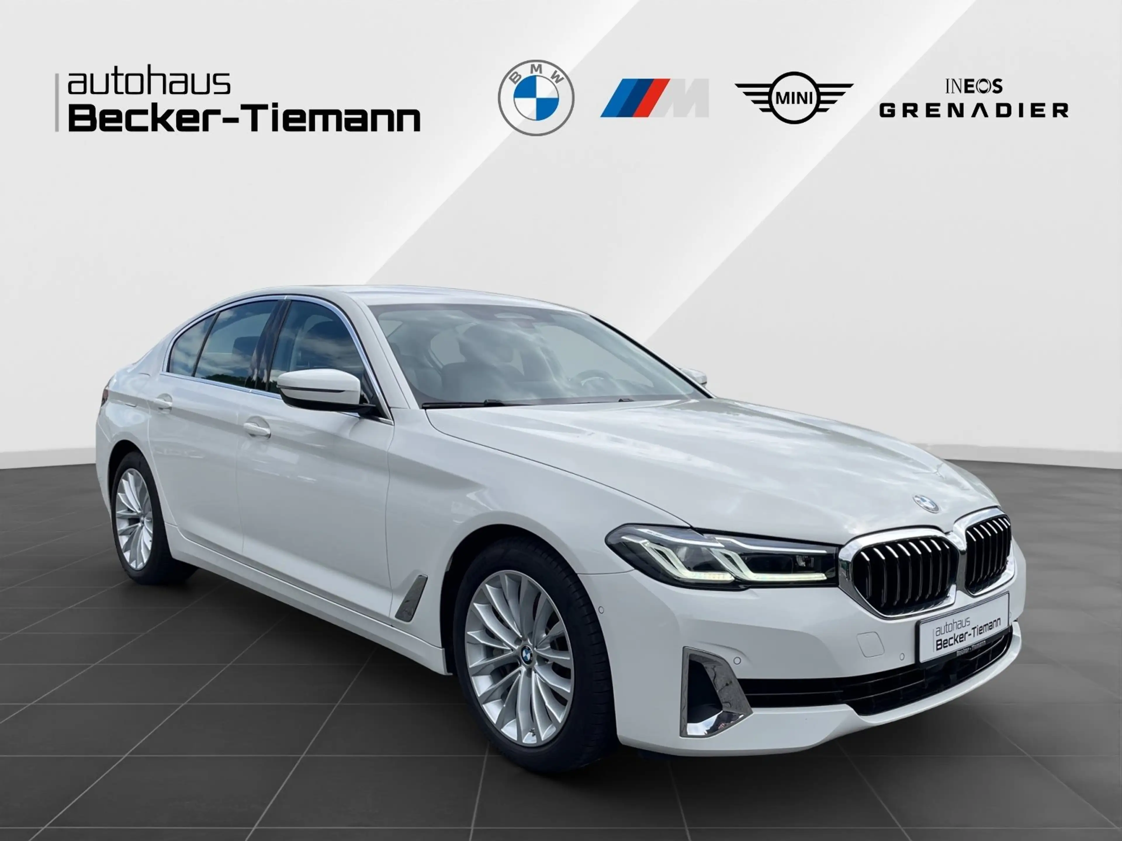 BMW 530 d Limousine Luxury Line/ AHK/ Laser/ HUD/ ParkAss/ — photo 7