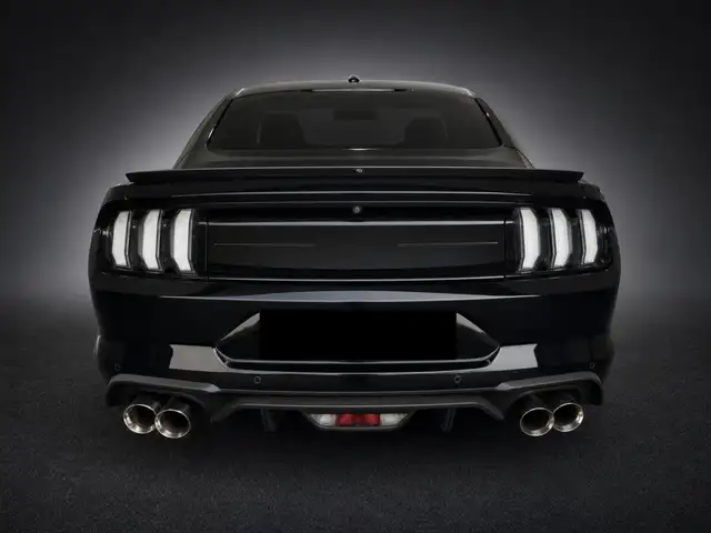 Ford Mustang view 2