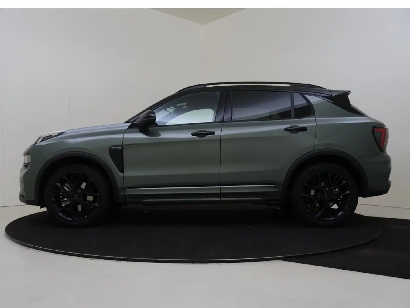 Lynk & Co 01 | MORE | Panoramadak | 360° camera | Grün - 2