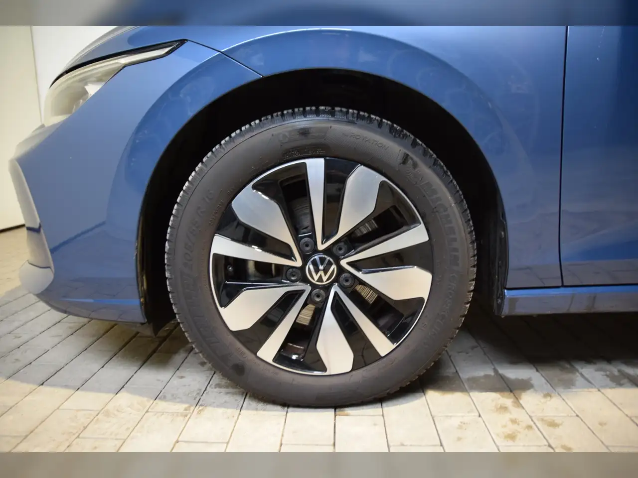 Volkswagen Golf VIII TSI Goal AHK - LED - Navi 5