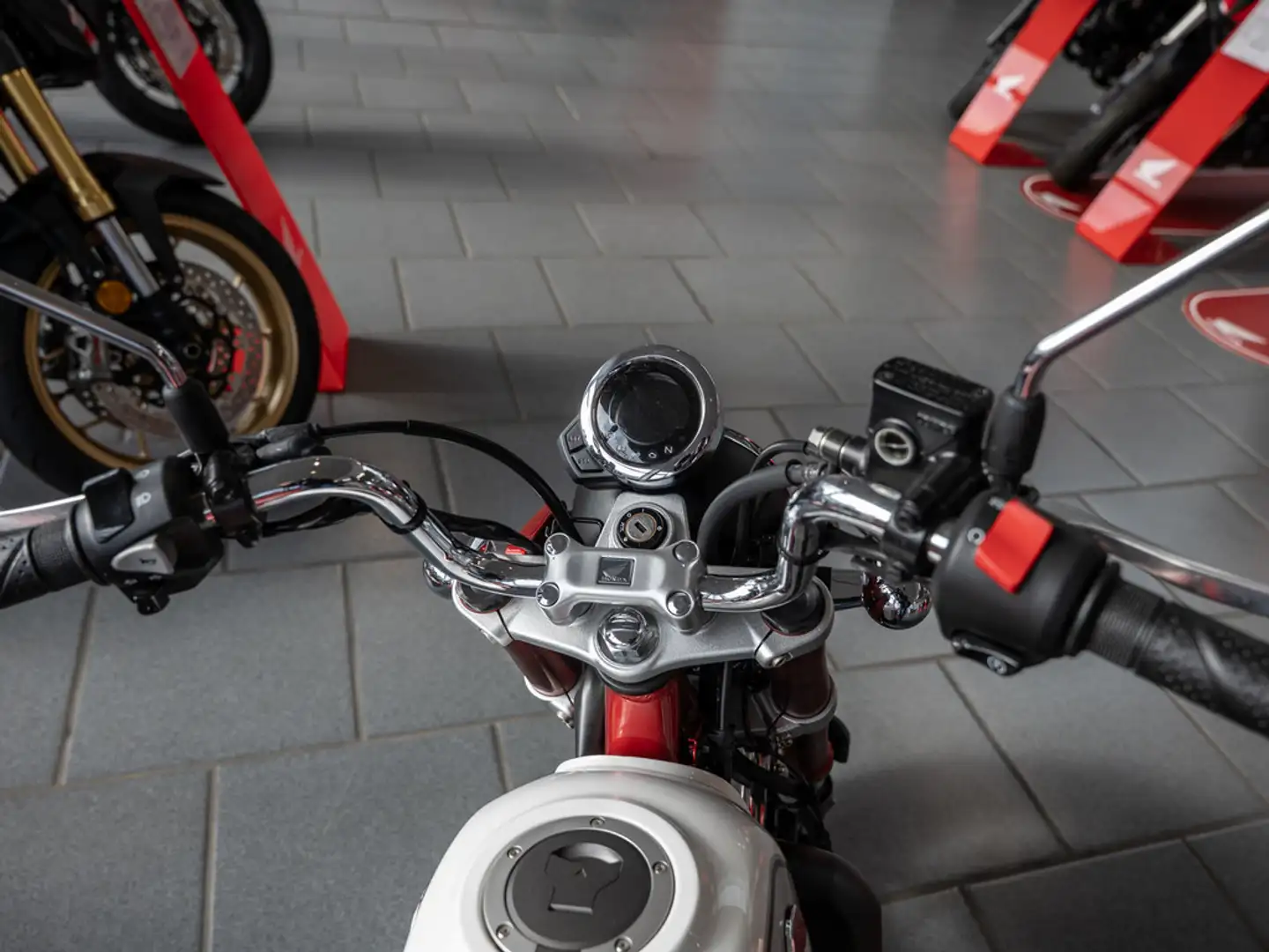 Honda Monkey 125 LED SCHEINWERFER Rouge - 2