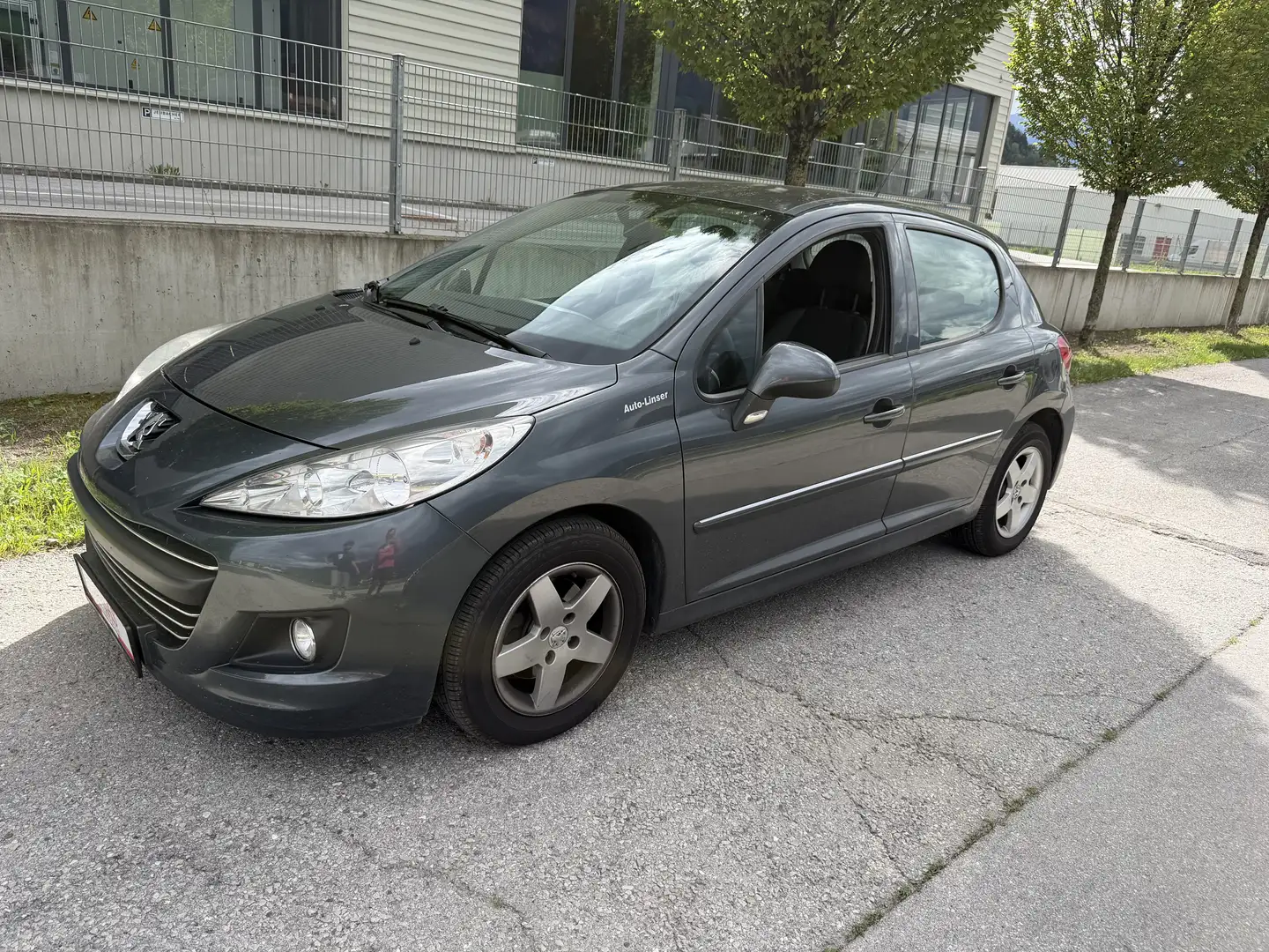 Peugeot 207 Active Nur Export Oder Händler !!! Grau - 1