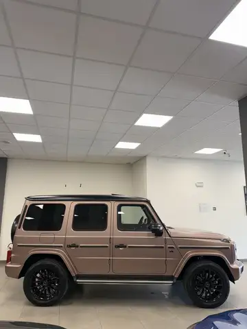 Mercedes-Benz G 500
