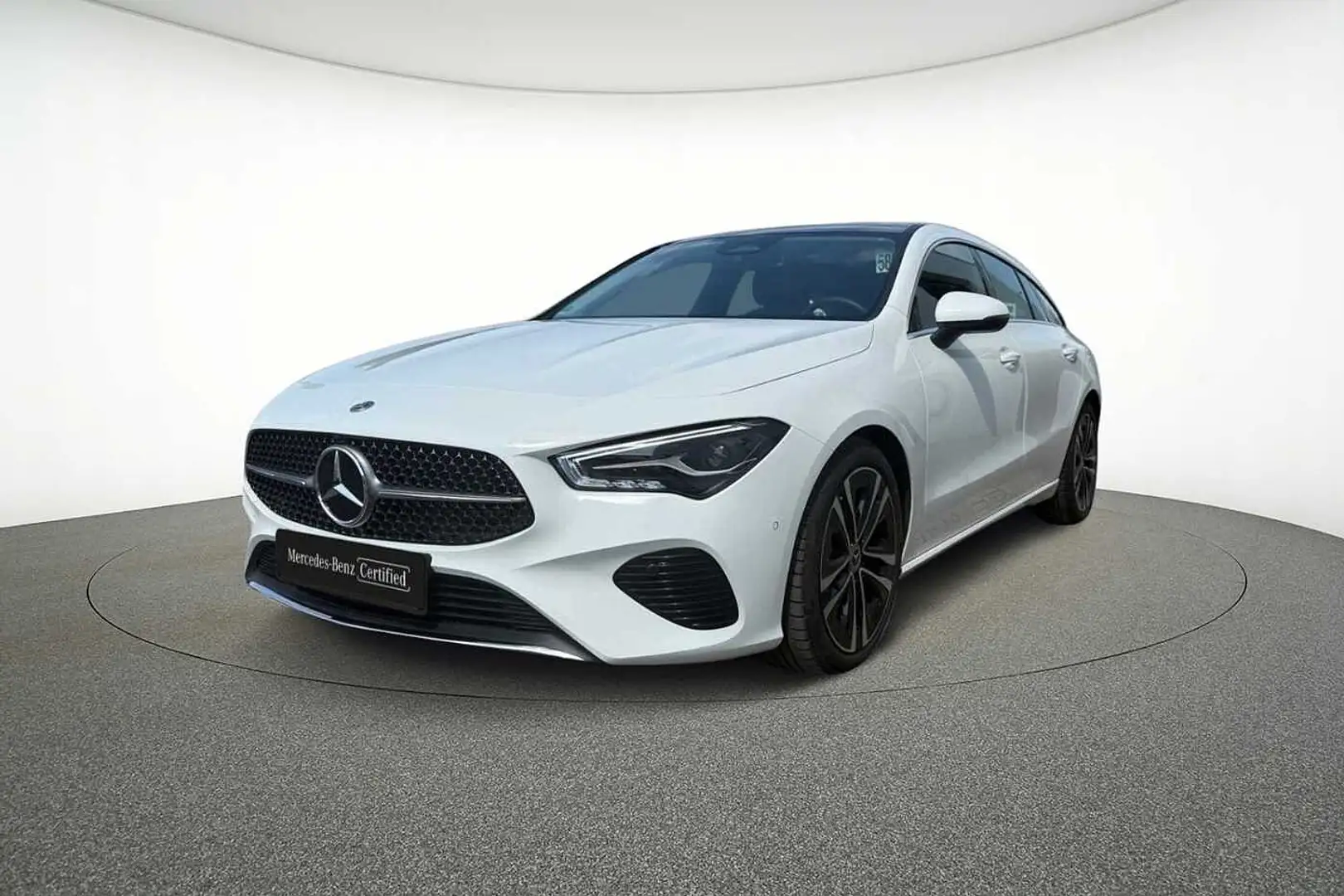 Mercedes-Benz CLA 180 d Shooting Brake Luxury Line Weiß - 1