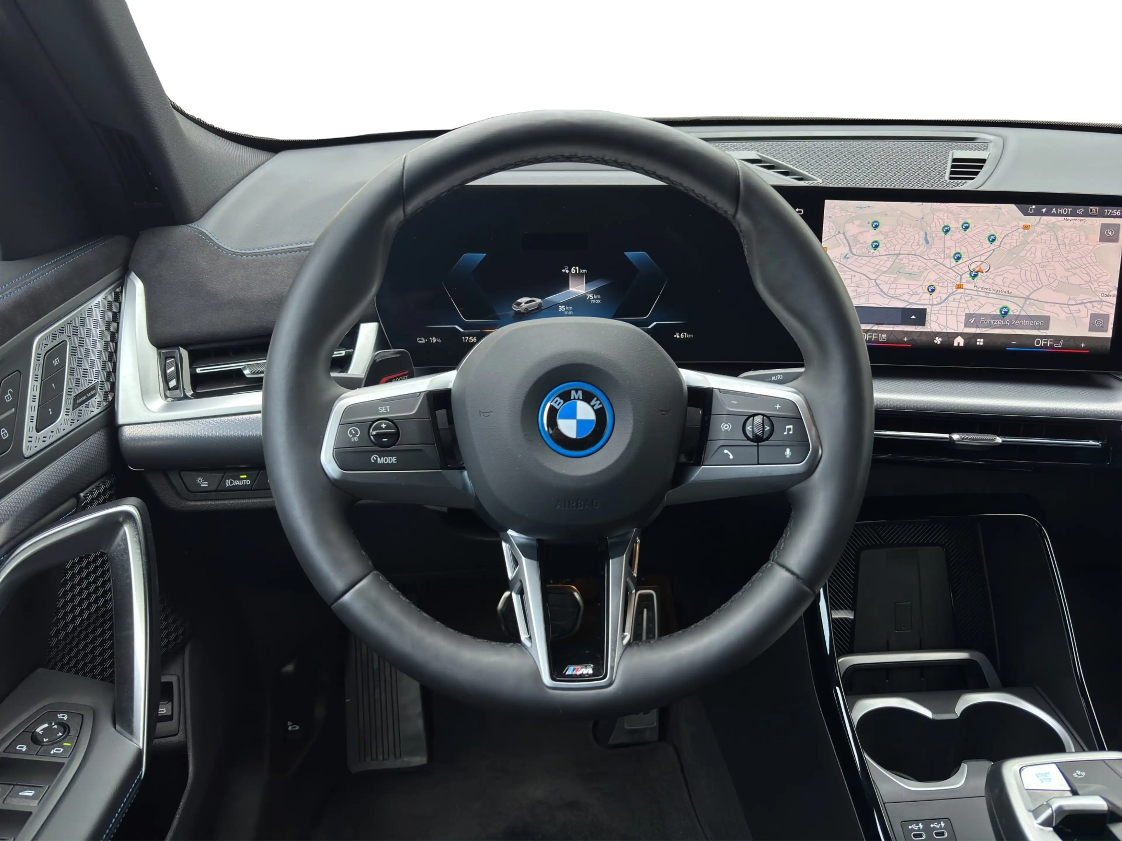 BMW iX2 xDrive30 M Sport Navi AdapLED HUD Hifi Park+ Navi — photo 7