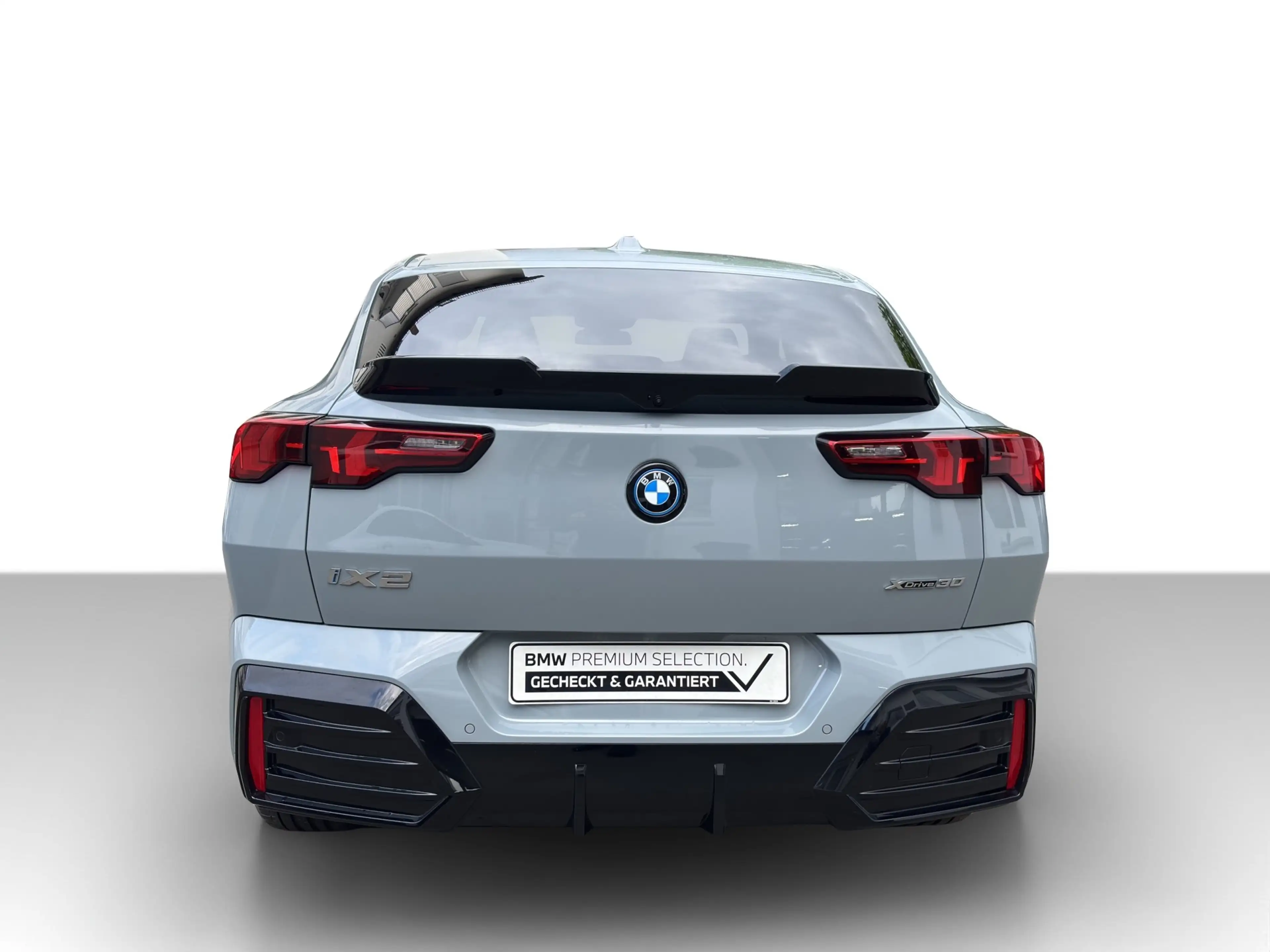 BMW iX2 xDrive30 M Sport Navi AdapLED HUD Hifi Park+ Navi — photo 4