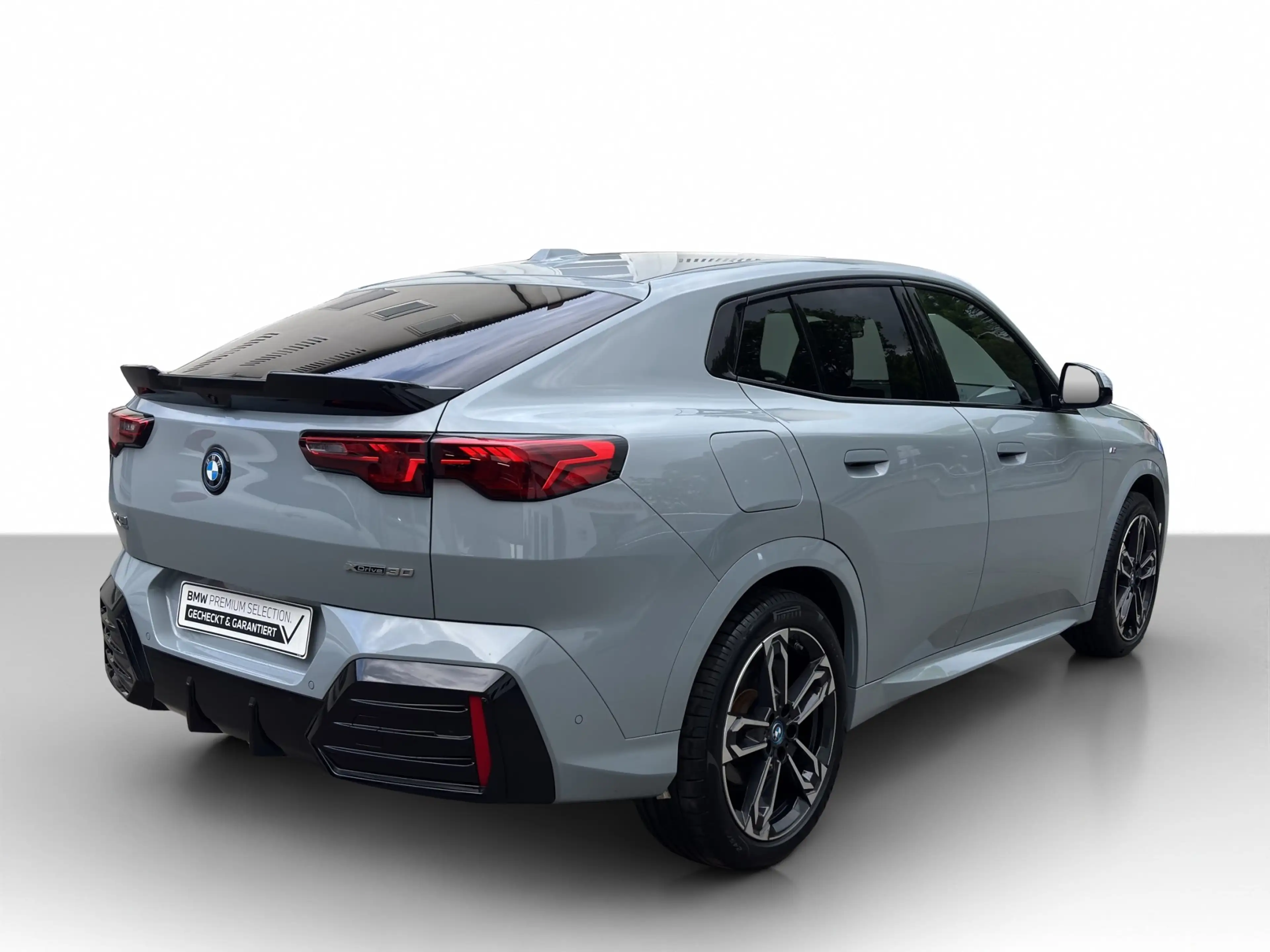 BMW iX2 xDrive30 M Sport Navi AdapLED HUD Hifi Park+ Navi — photo 3