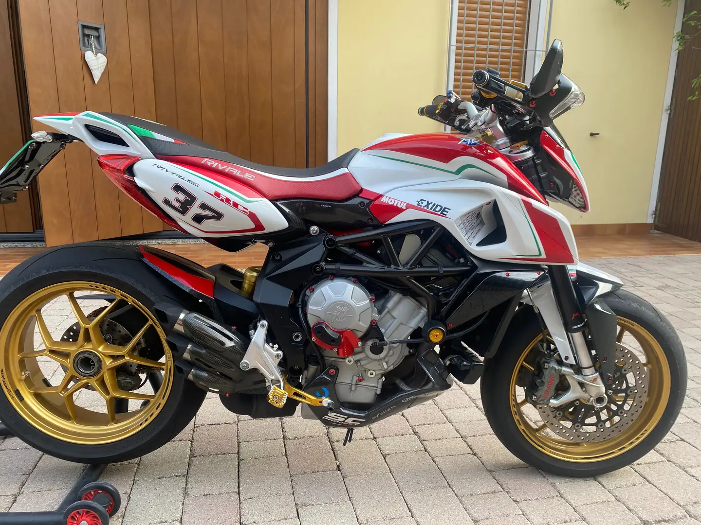 MV Agusta Rivale 800 EAS ABS Bianco - 2