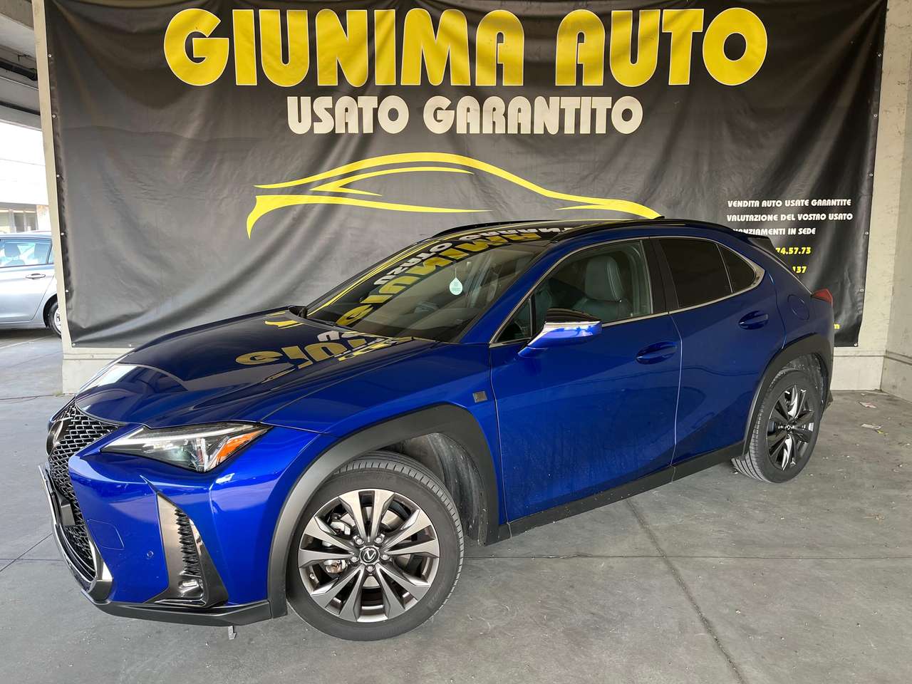 Lexus UX 250h 2.0 F Sport 2wd cvt