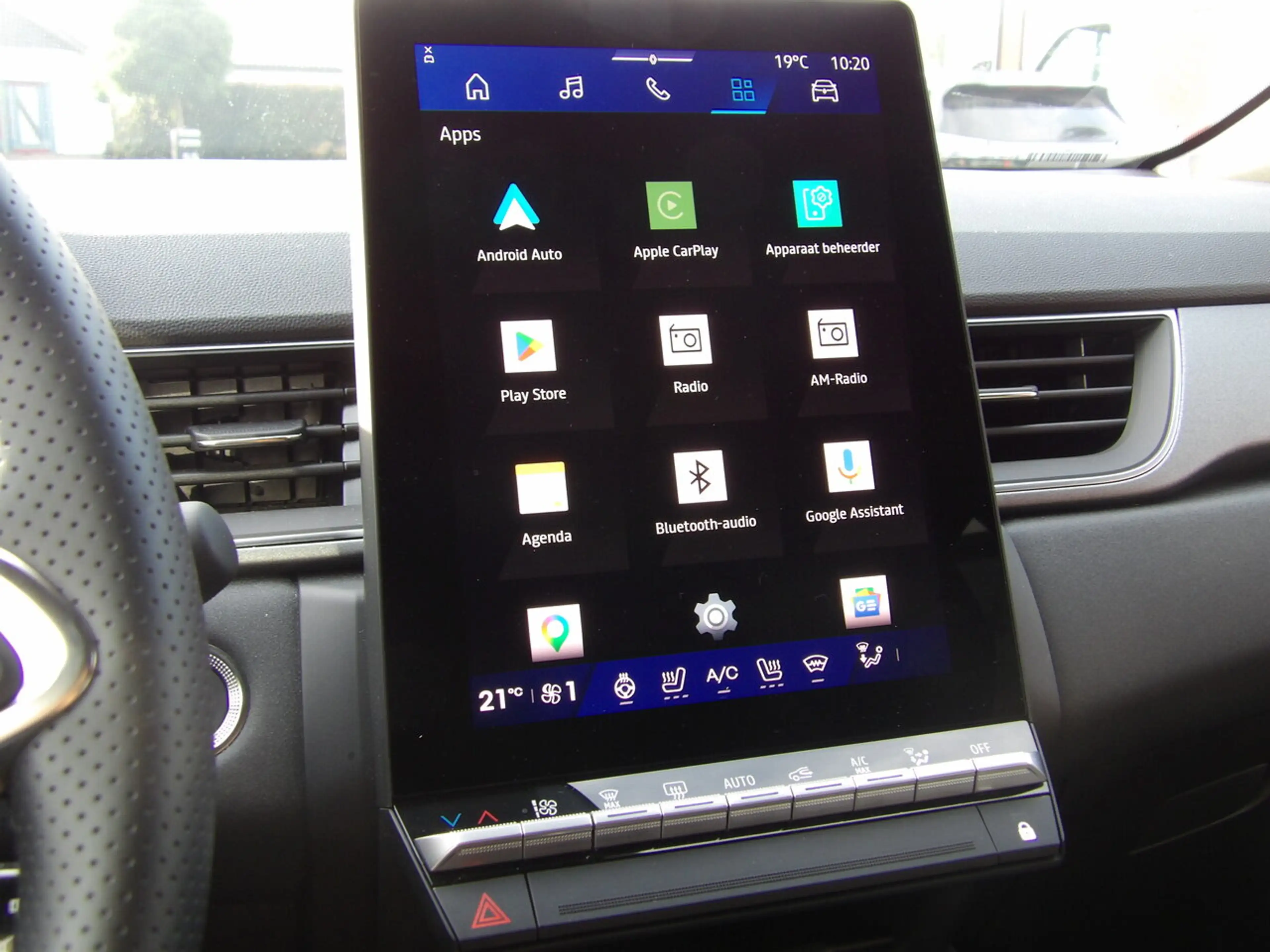 Renault Symbioz Techno Mild Hybride TCe 140 EDC — photo 12