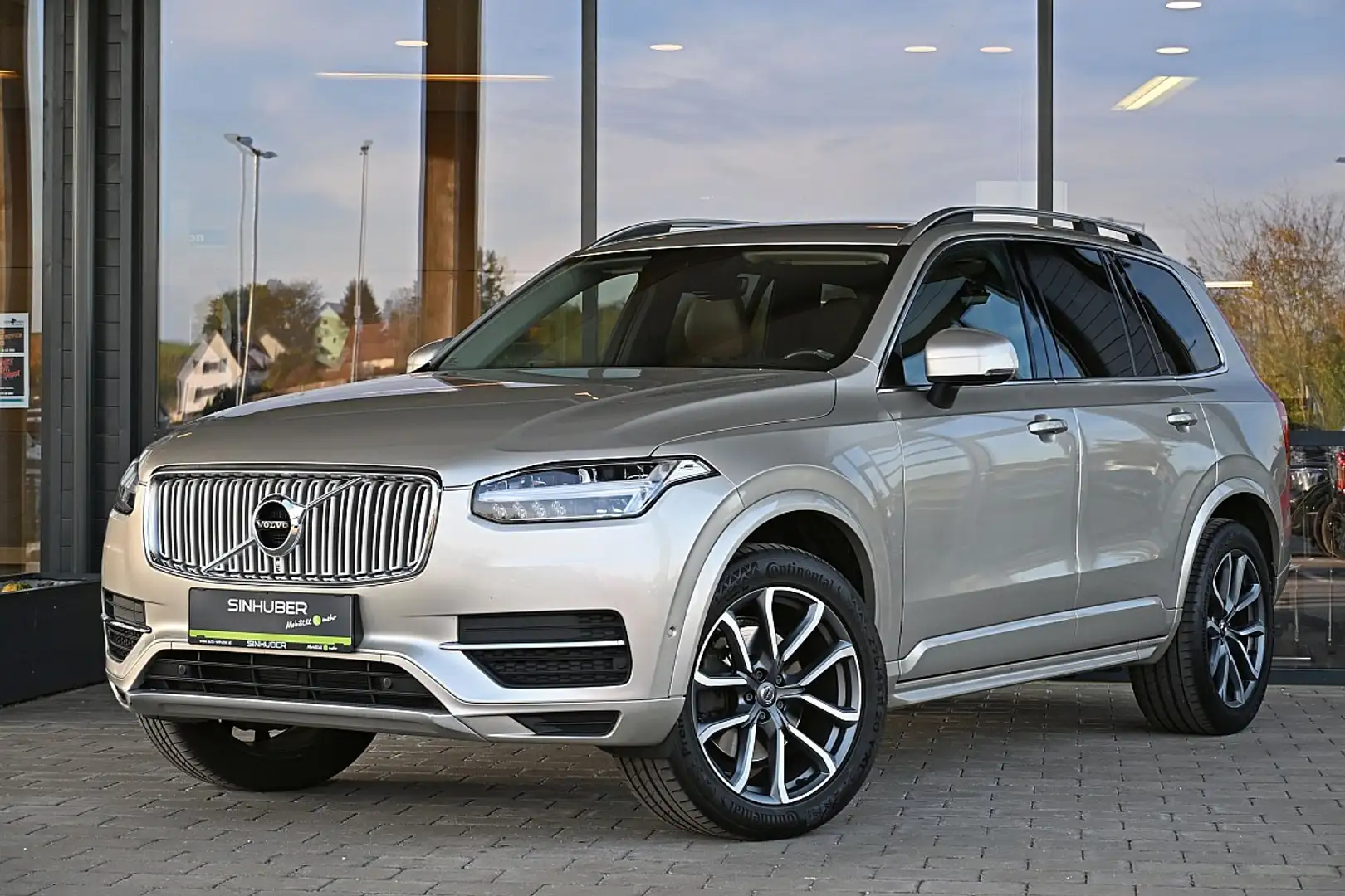 Volvo XC90 D5 AWD Momentum ACC, AHK abnehmbar, LED, Navi, ... Brun - 1