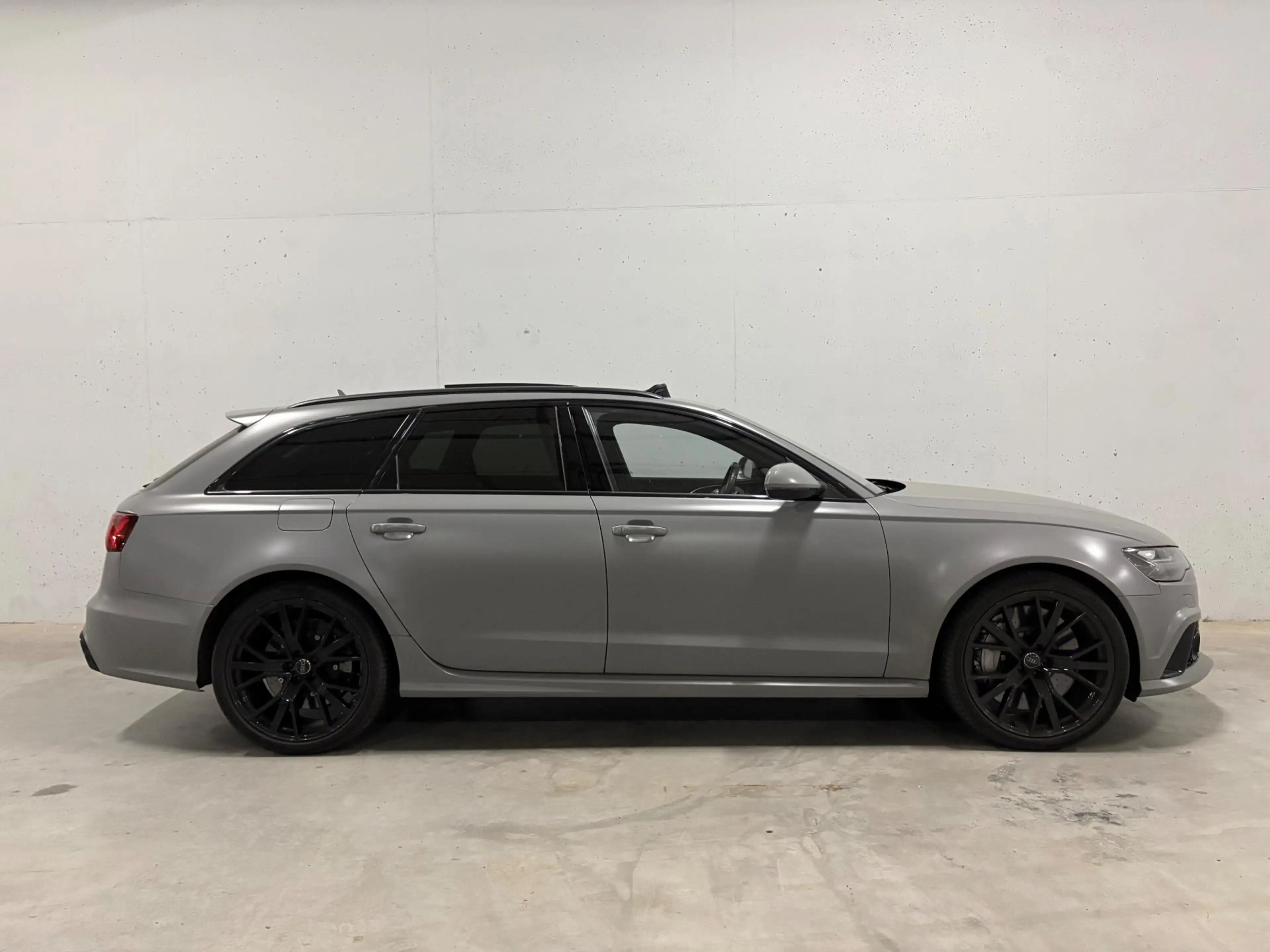 Audi RS6 4.0 TFSI quattro performance BTW 21% Ceramic B&O E — photo 4