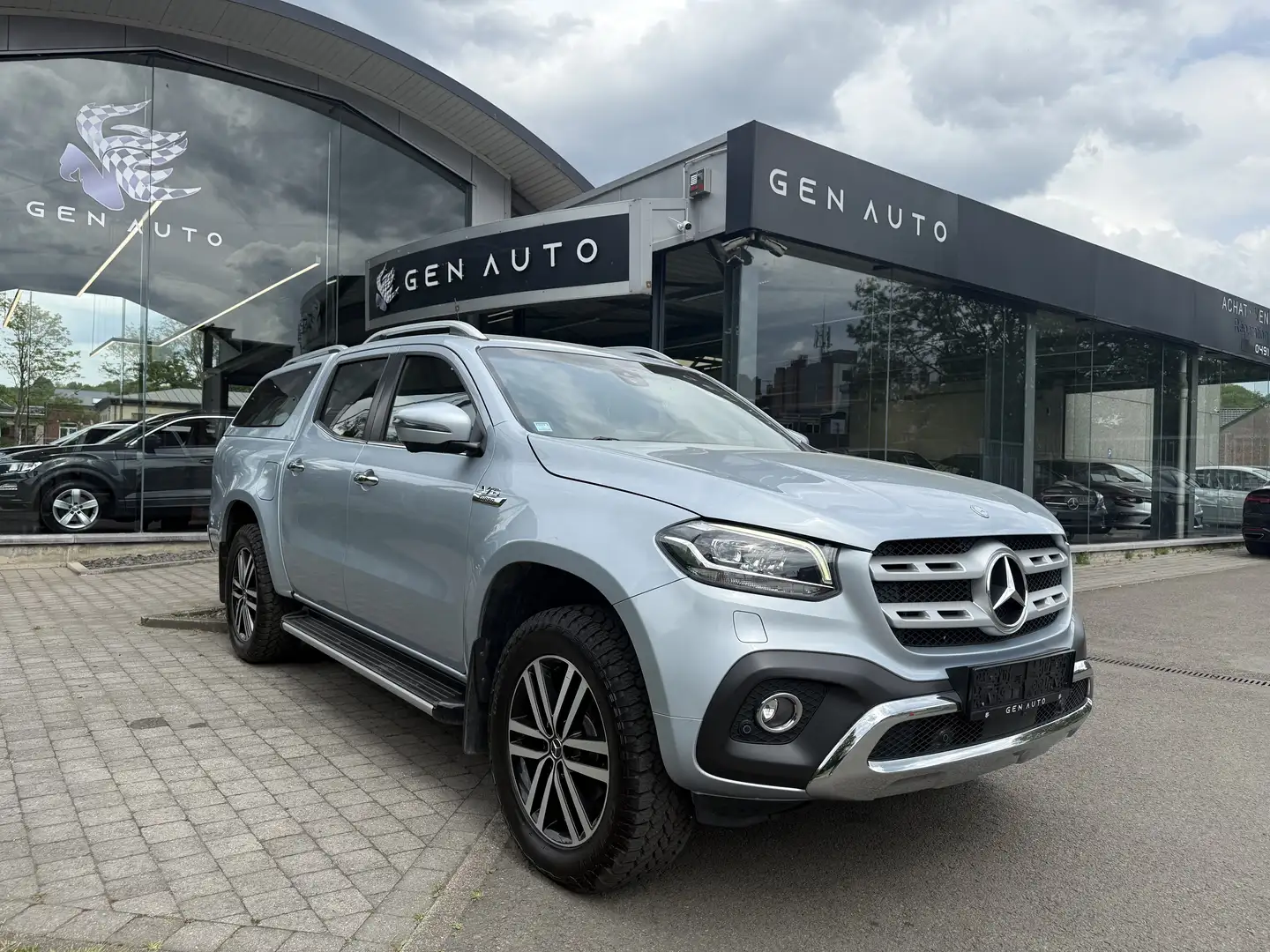 Mercedes-Benz X 350 d 4Matic Automatique FULL OPTION TVA100% Récupérable 37 181€ HTVA* 12 à 36 MOIS GARANTIE * Silber - 1