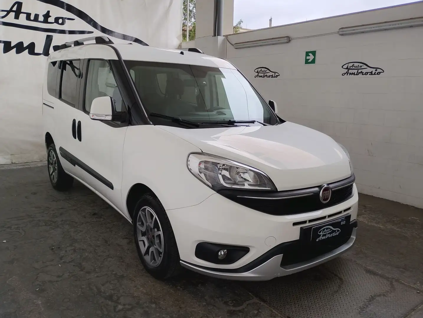 Fiat Doblo 1.6 MJT 16V 95CV Trekking Blanco - 2