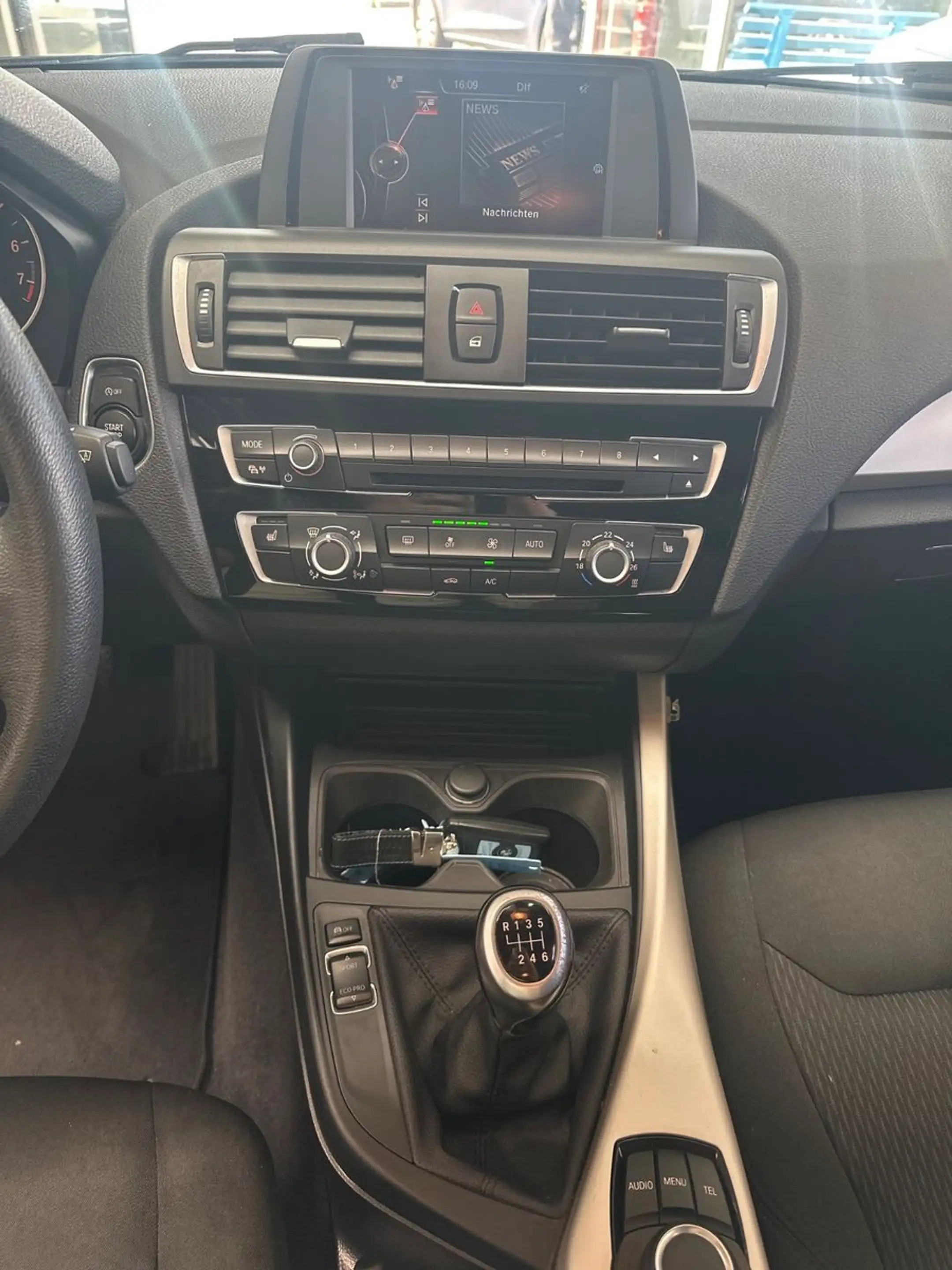 BMW 118 1 Limousine 5-trg. 118 i Advantage — photo 15