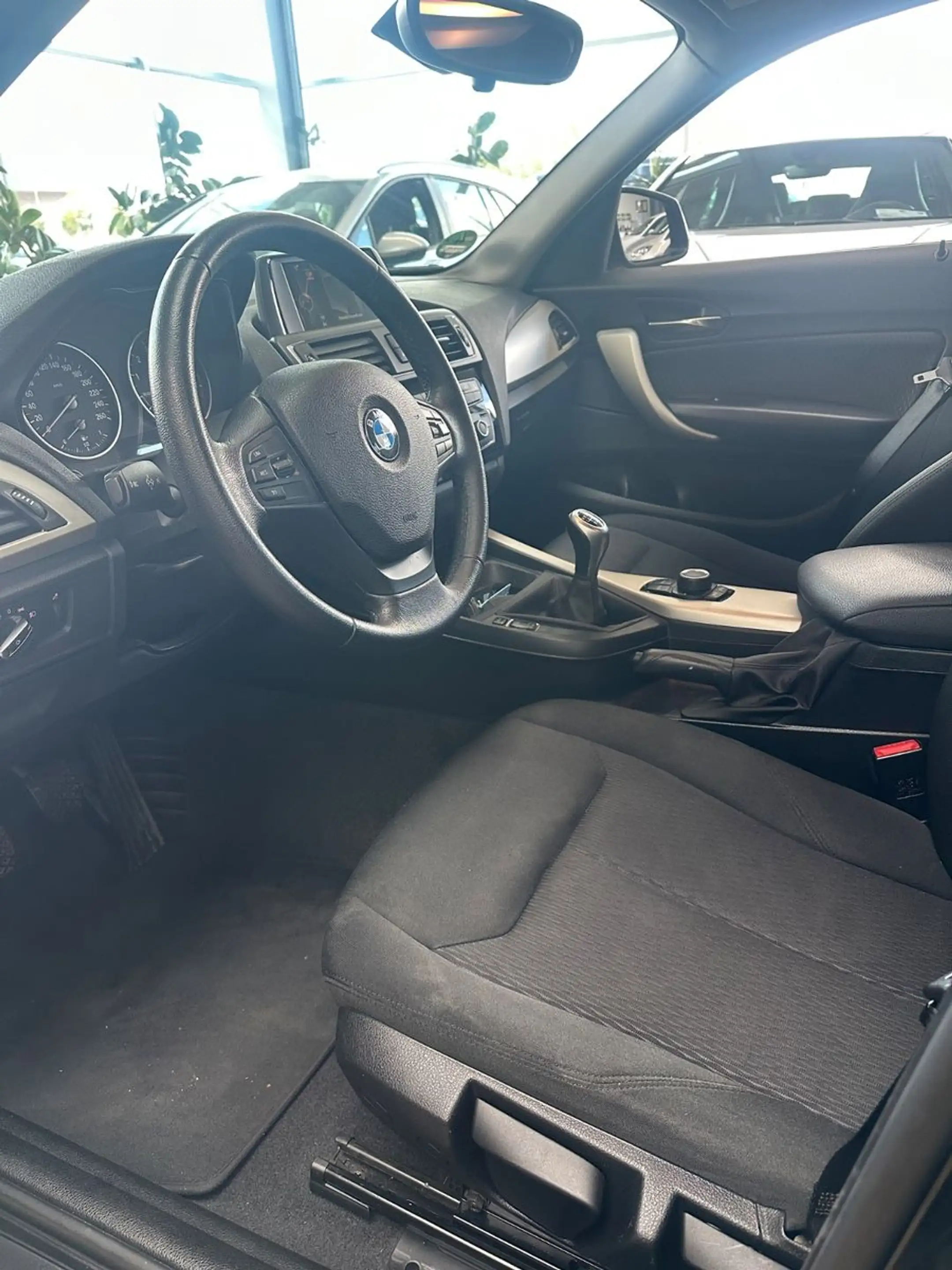 BMW 118 1 Limousine 5-trg. 118 i Advantage — photo 9