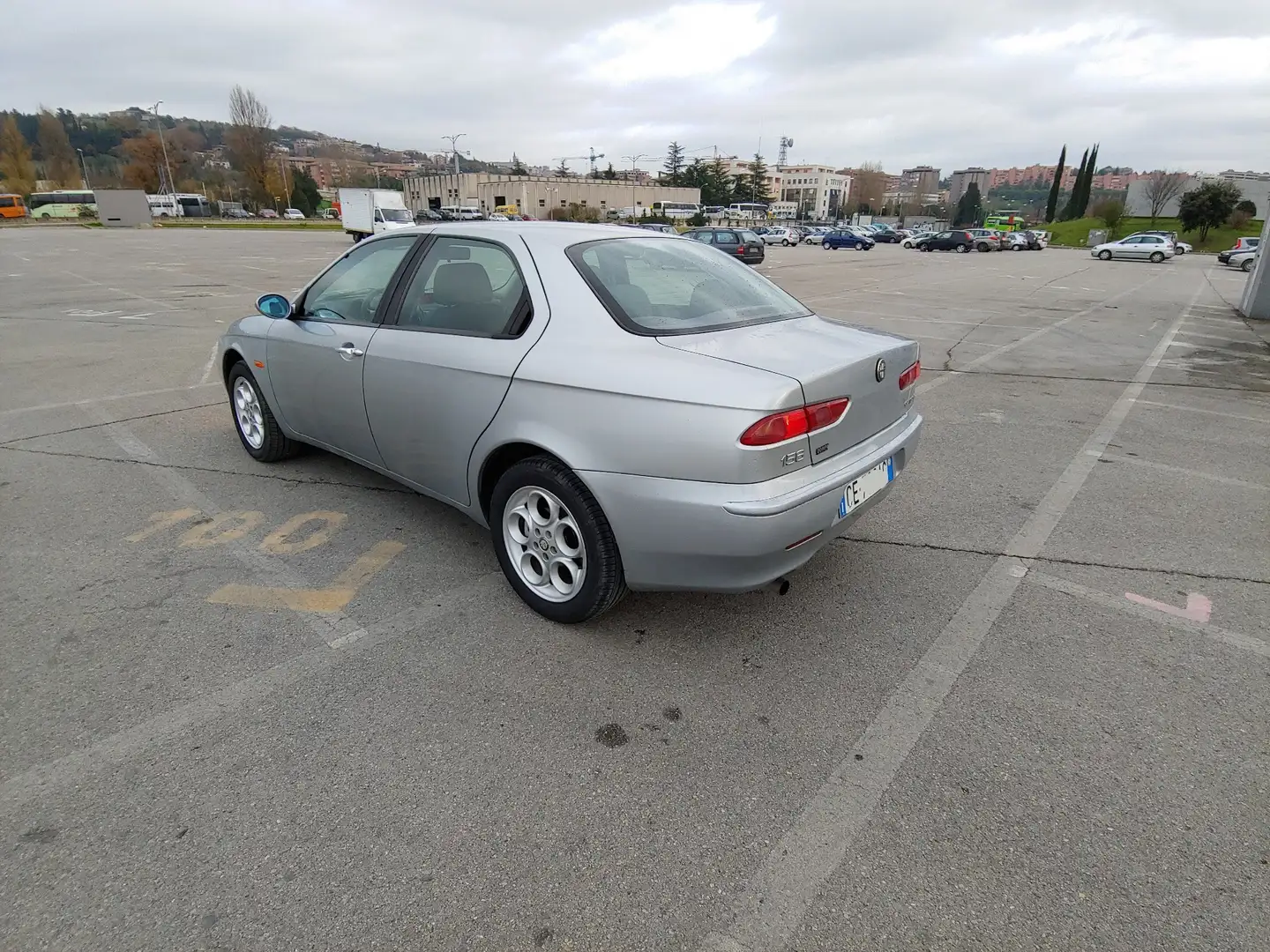 Alfa Romeo 156 1.8 ts 16v Distinctive Silber - 2