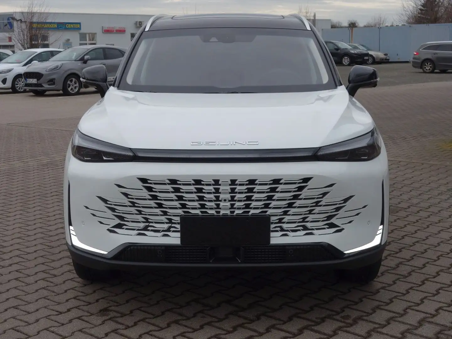 BAIC Beijing X75 Autom. LED Pano 360° Kamera Massage Bílá - 2