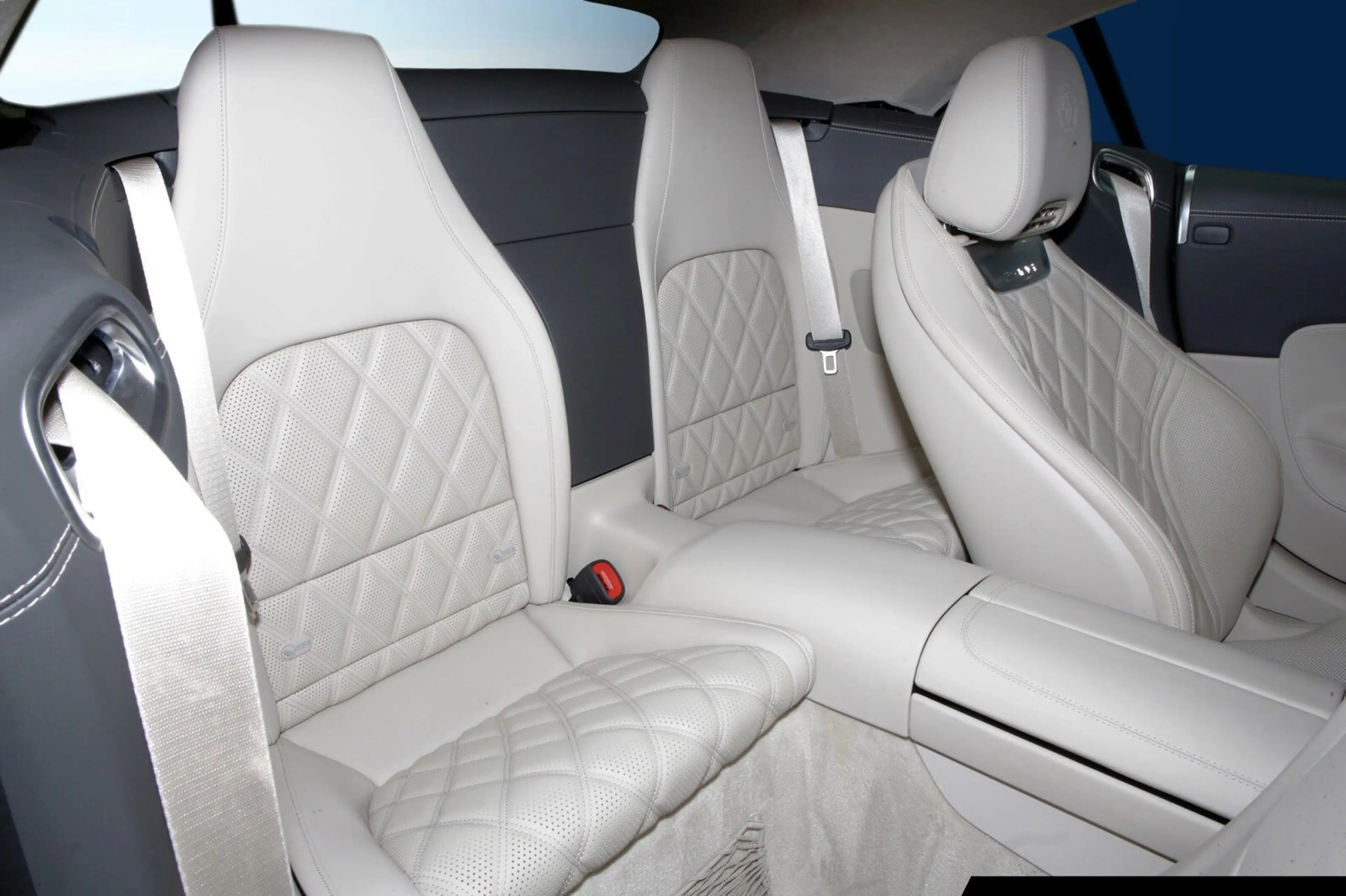 Mercedes-Benz SL 63 AMG Mercedes-AMG SL 63 4 Premium Plus/Navi/360°/Mem. — photo 9