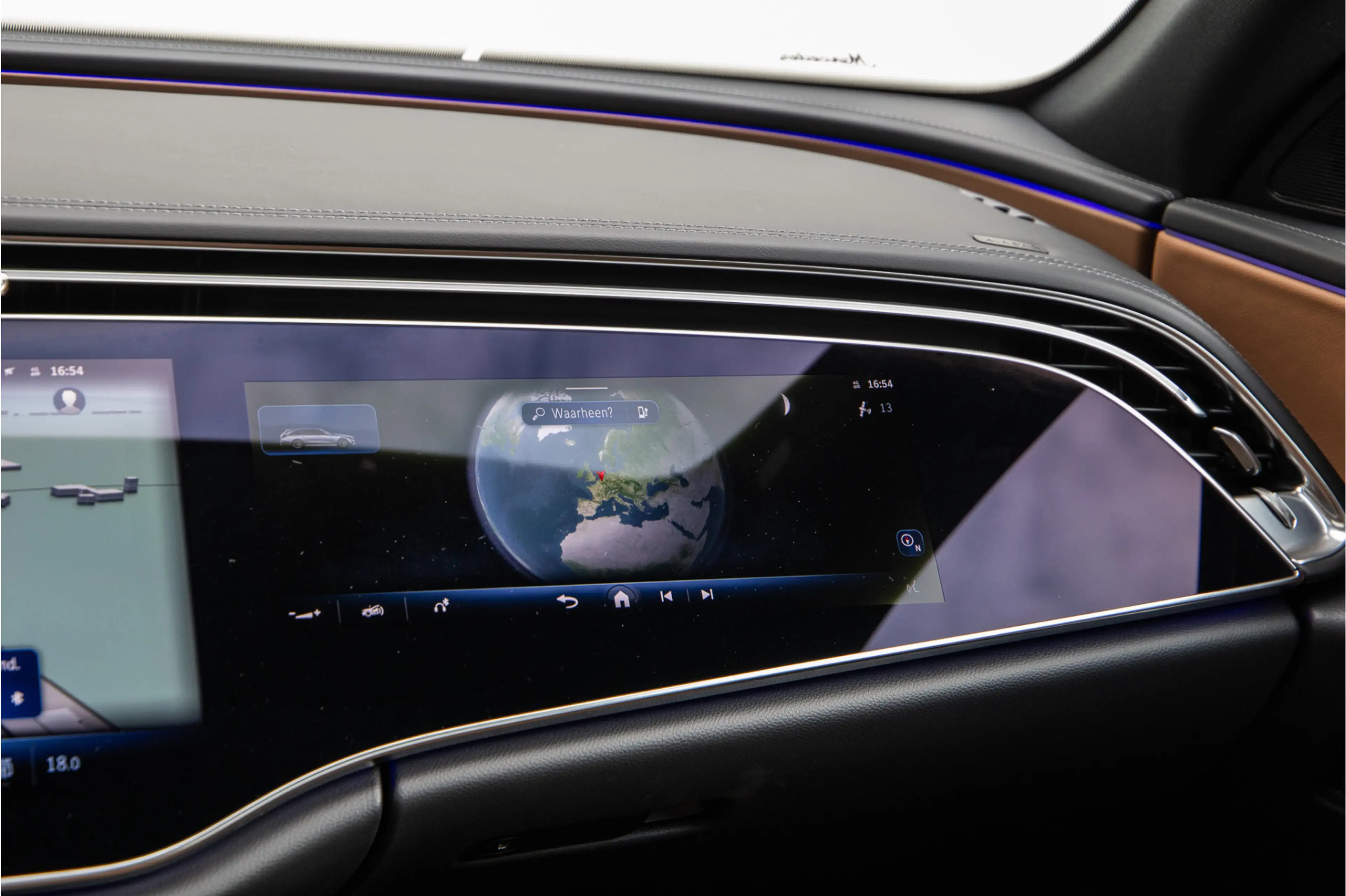 Mercedes-Benz E 300 Estate e AMG Premium, Hyperscreen, Pano, Nightpakk — photo 12