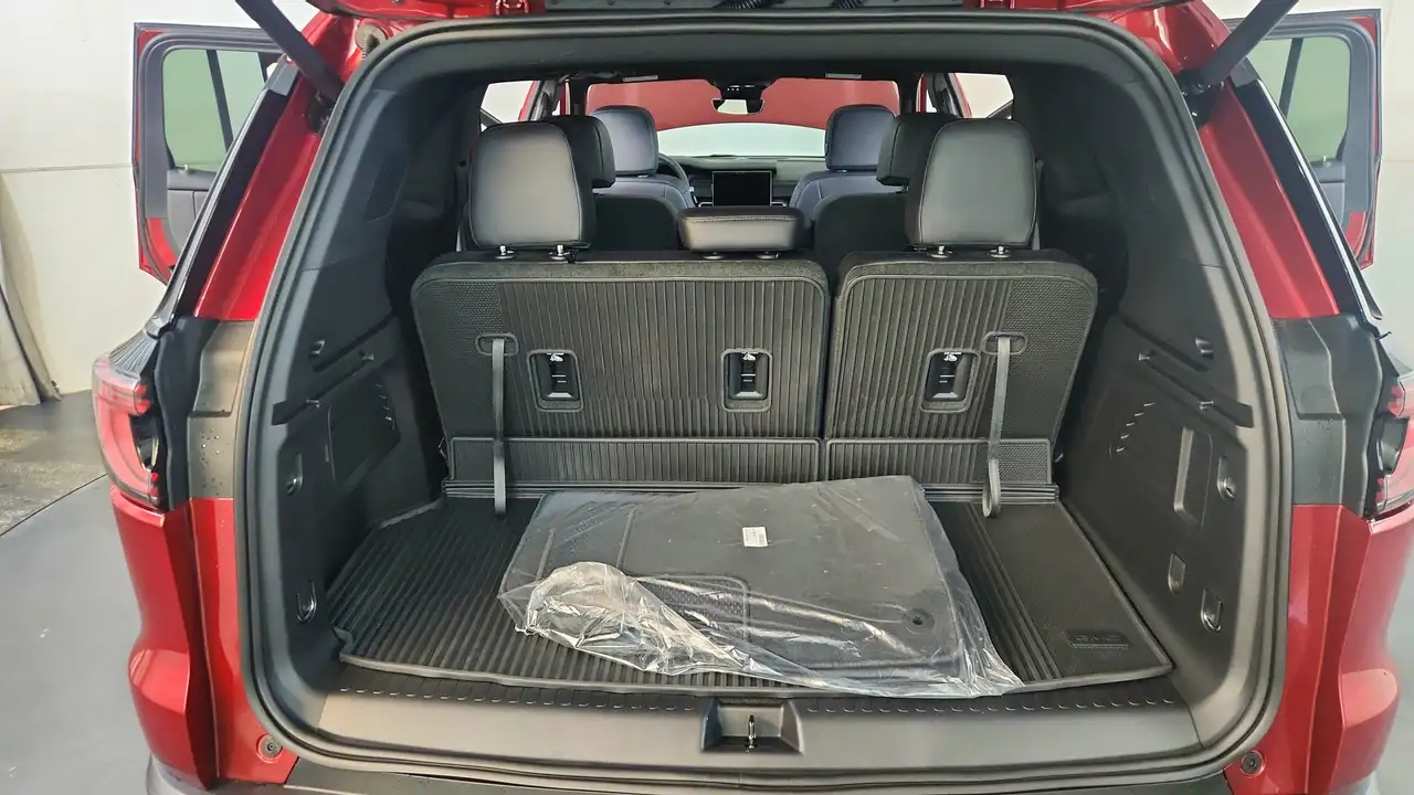 GMC Acadia снимка GMC Acadia