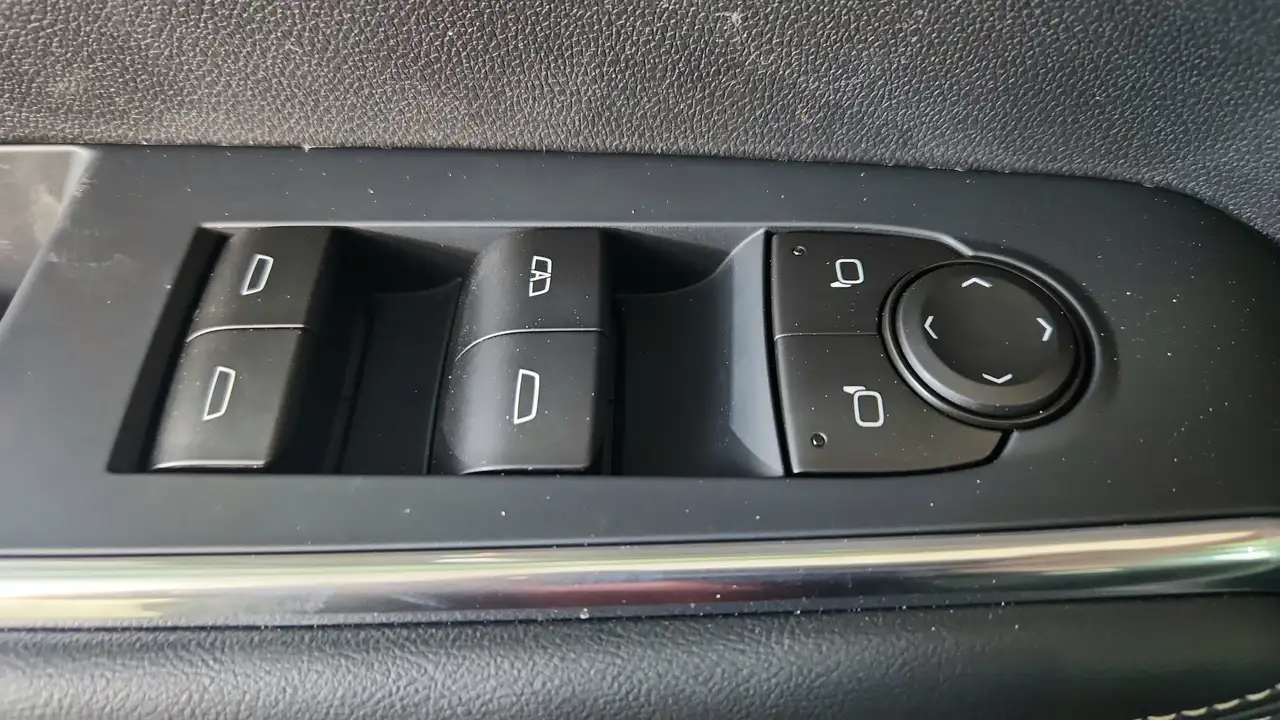 GMC Acadia снимка GMC Acadia