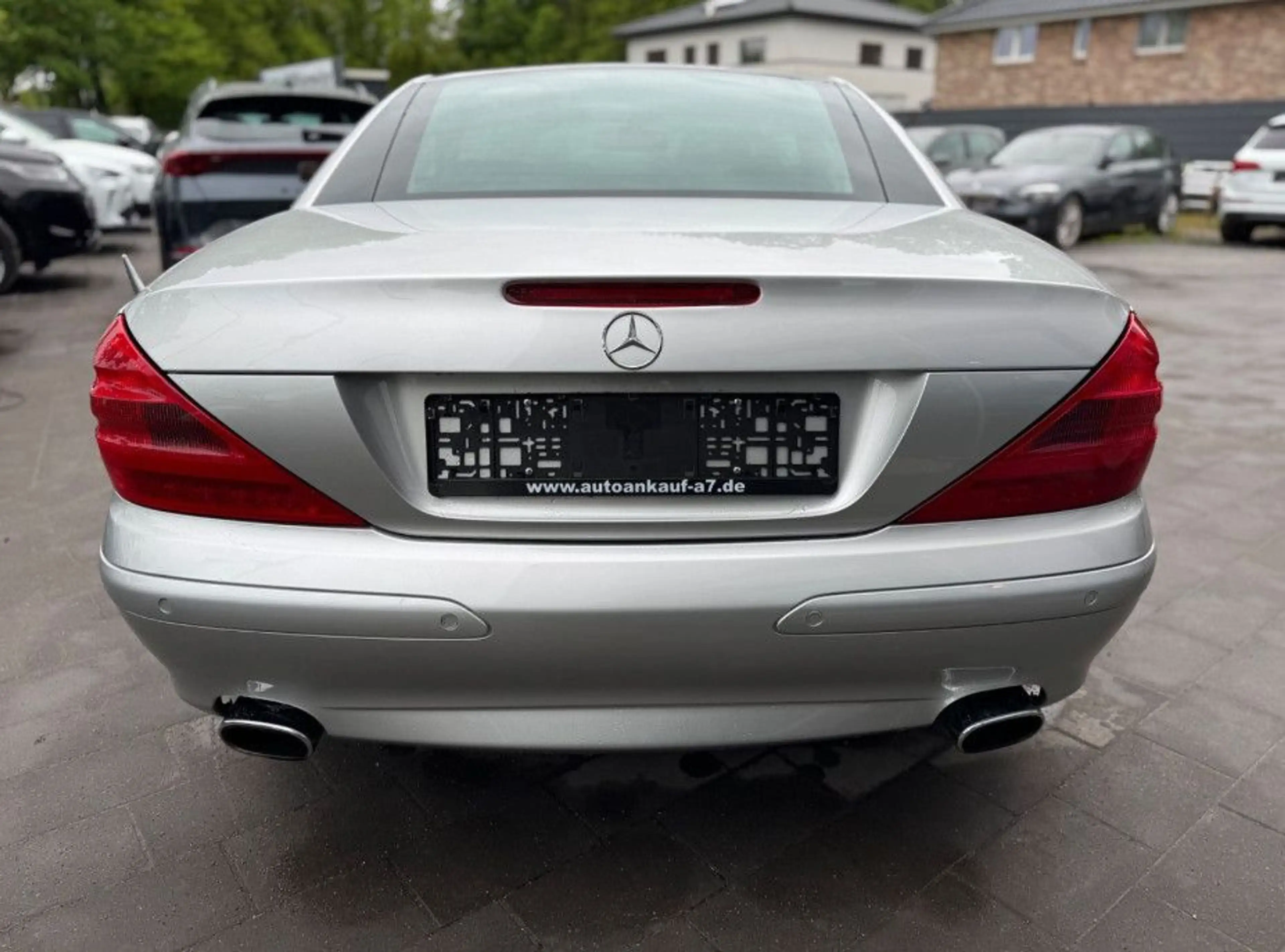 Mercedes-Benz SL 500 — photo 9